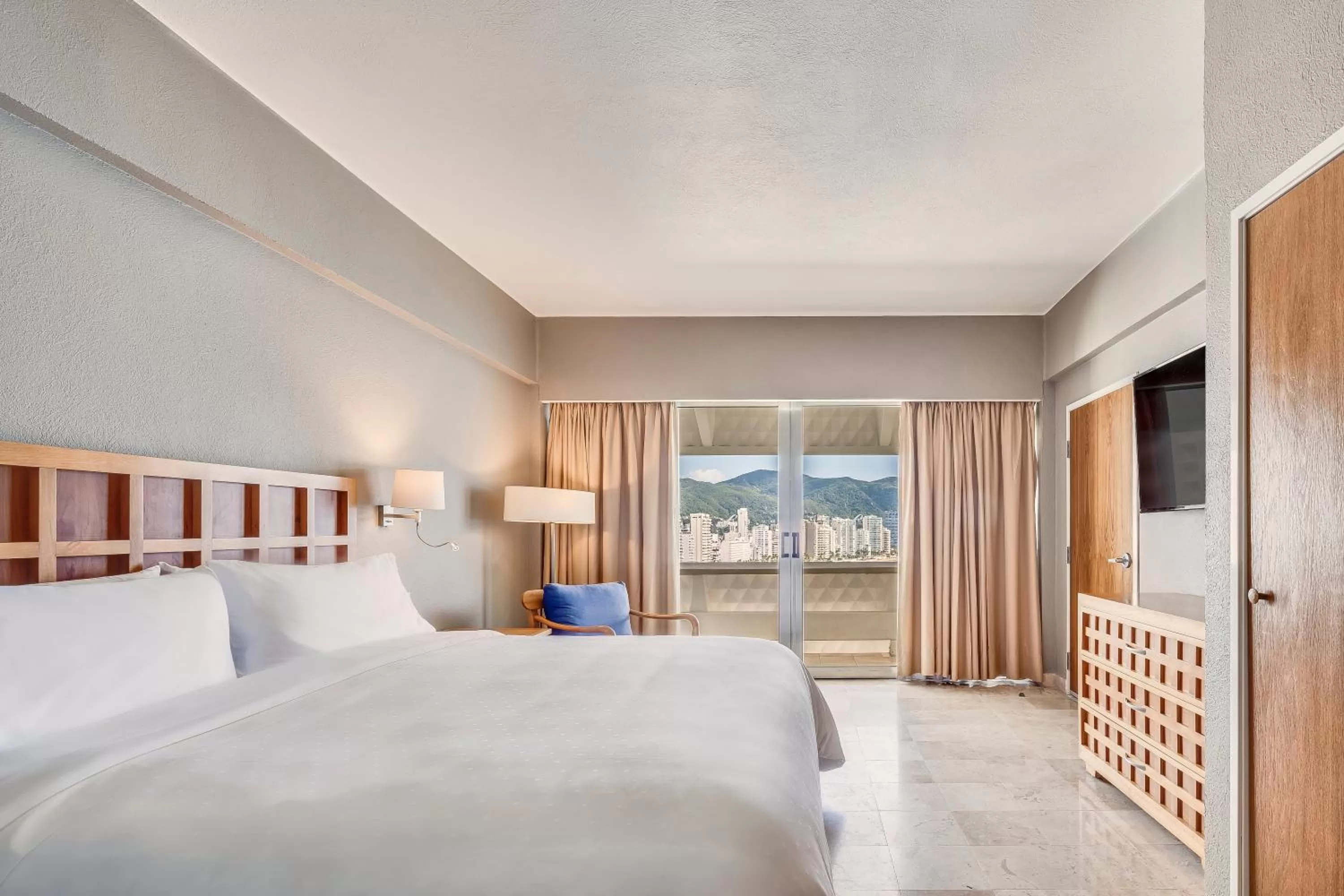 Villa Master Suite in Fiesta Americana Acapulco Villas