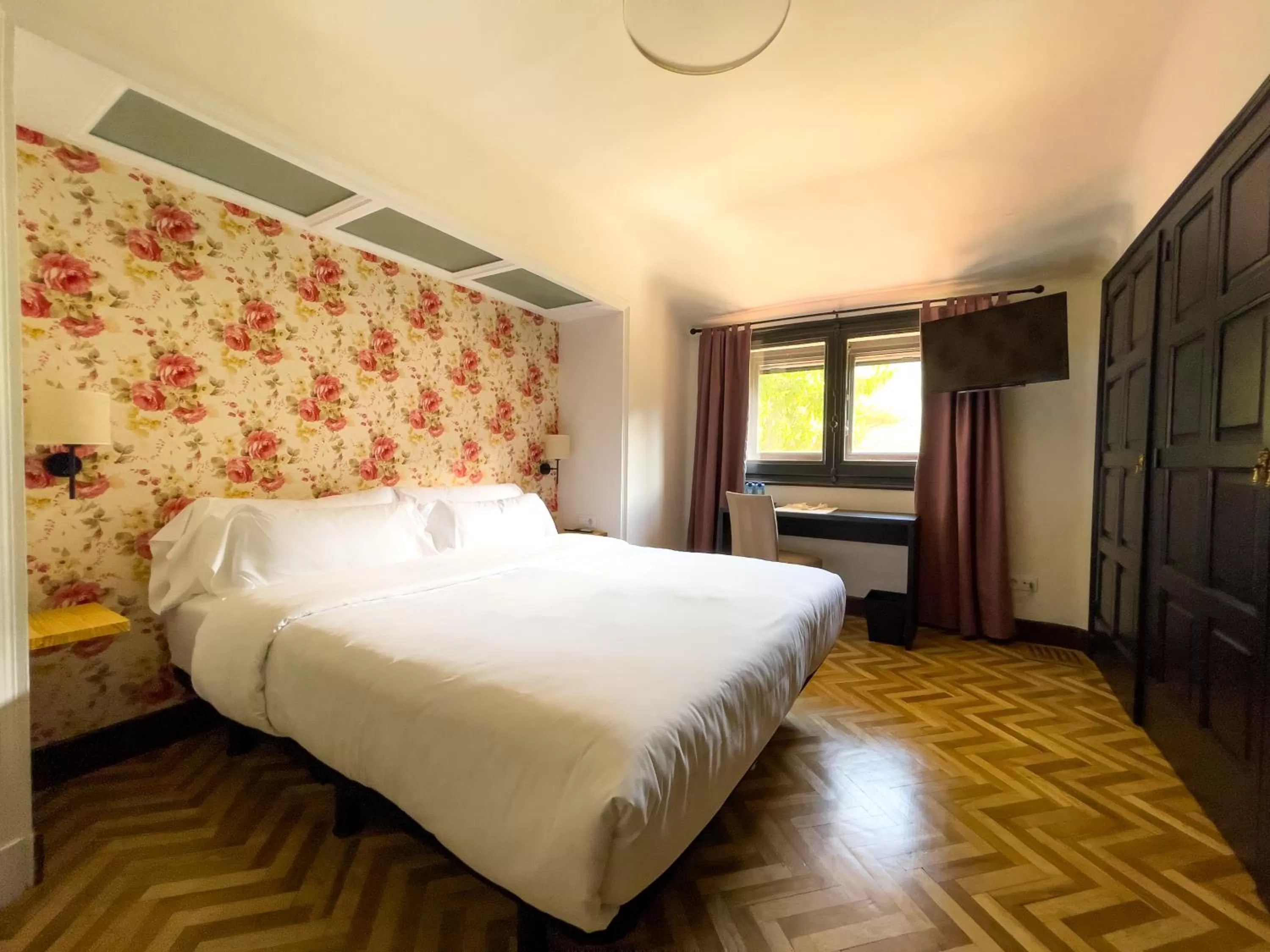 Deluxe Double Room in Angelats Hotel - A Signature Boutique Hotel