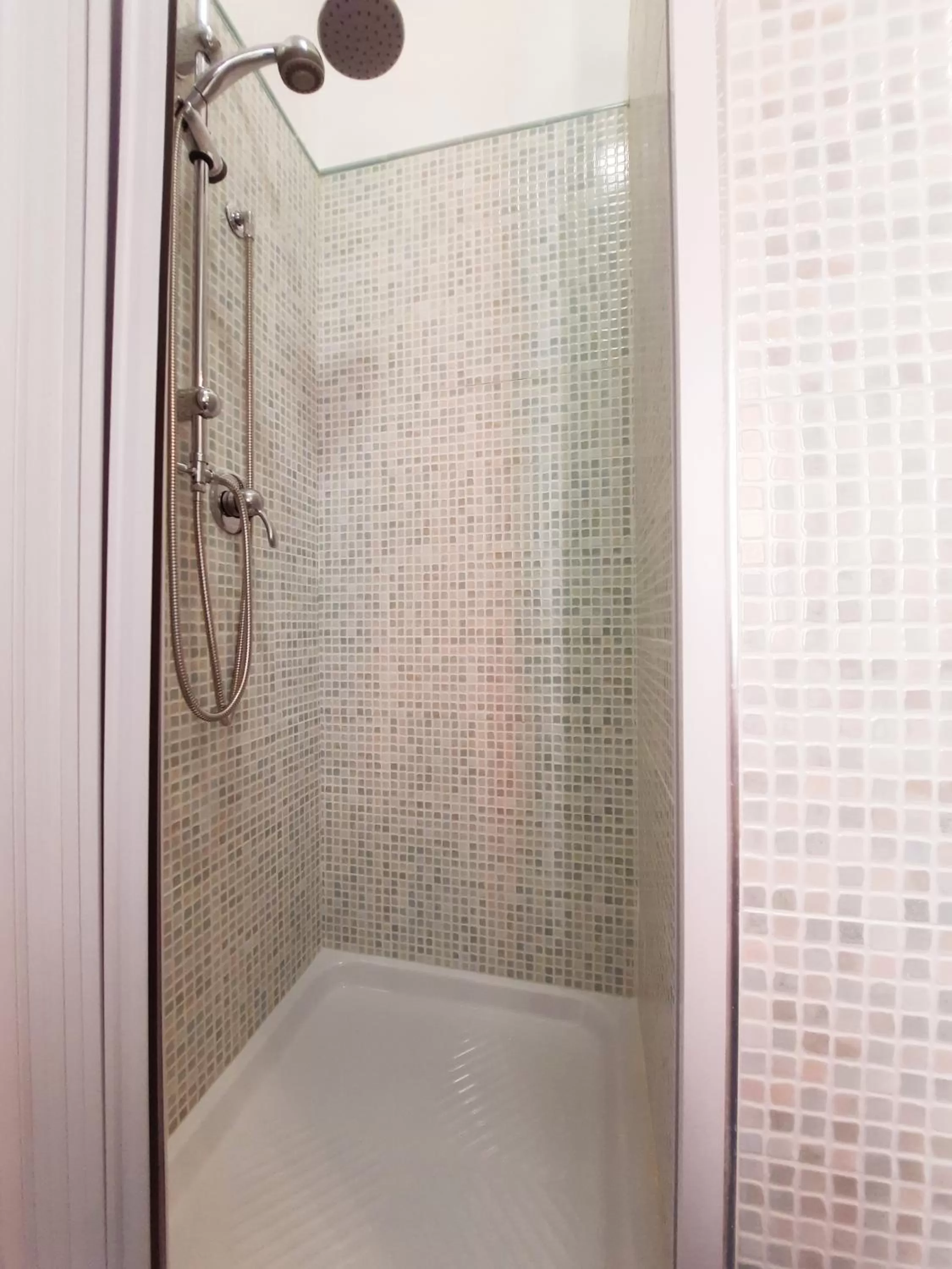 Shower, Bathroom in B&B BellaNapoli