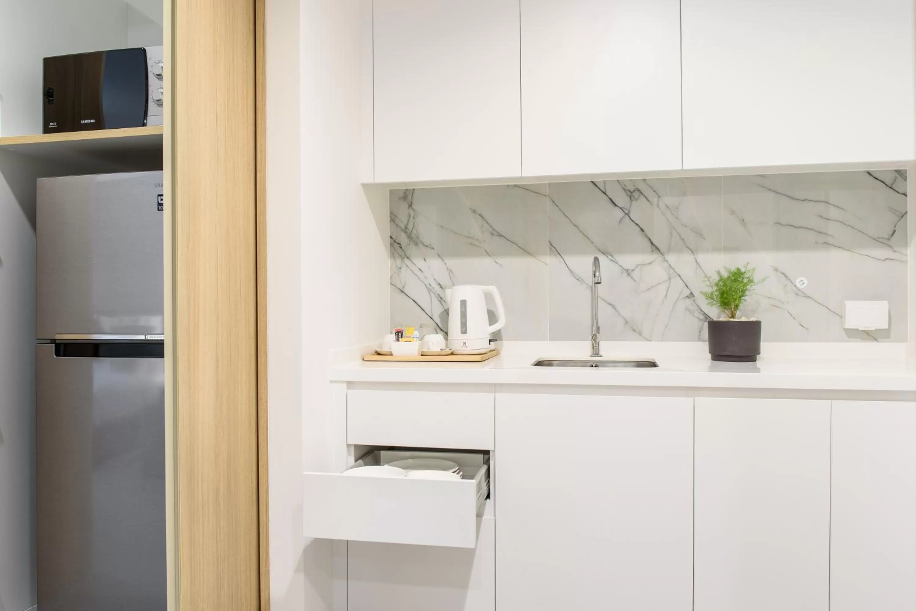 Coffee/tea facilities in Alix Bangkok Hotel