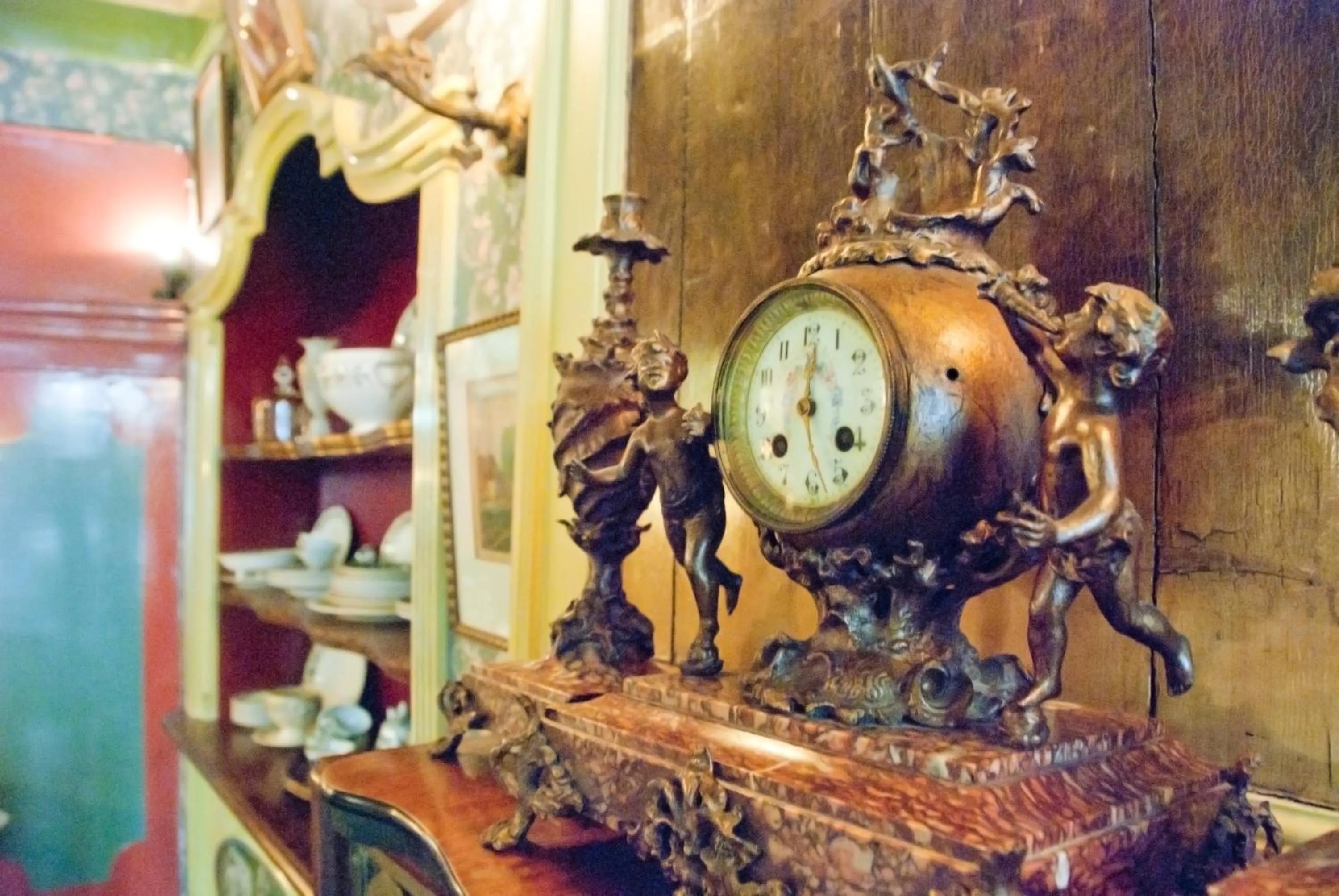 Decorative detail in Hotel Spaander BW Signature Collection