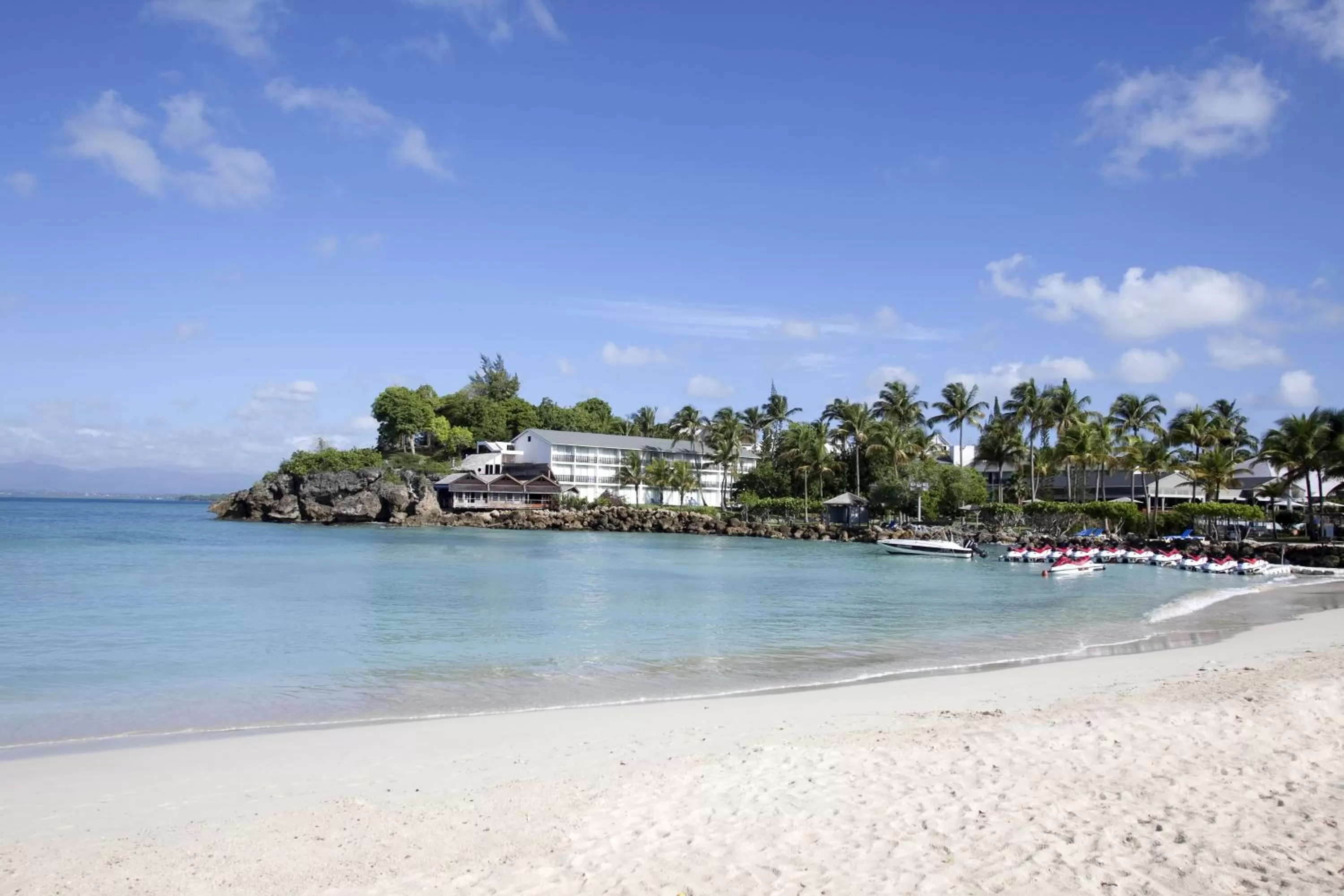 Facade/entrance in Mahogany Hotel Residence & Spa