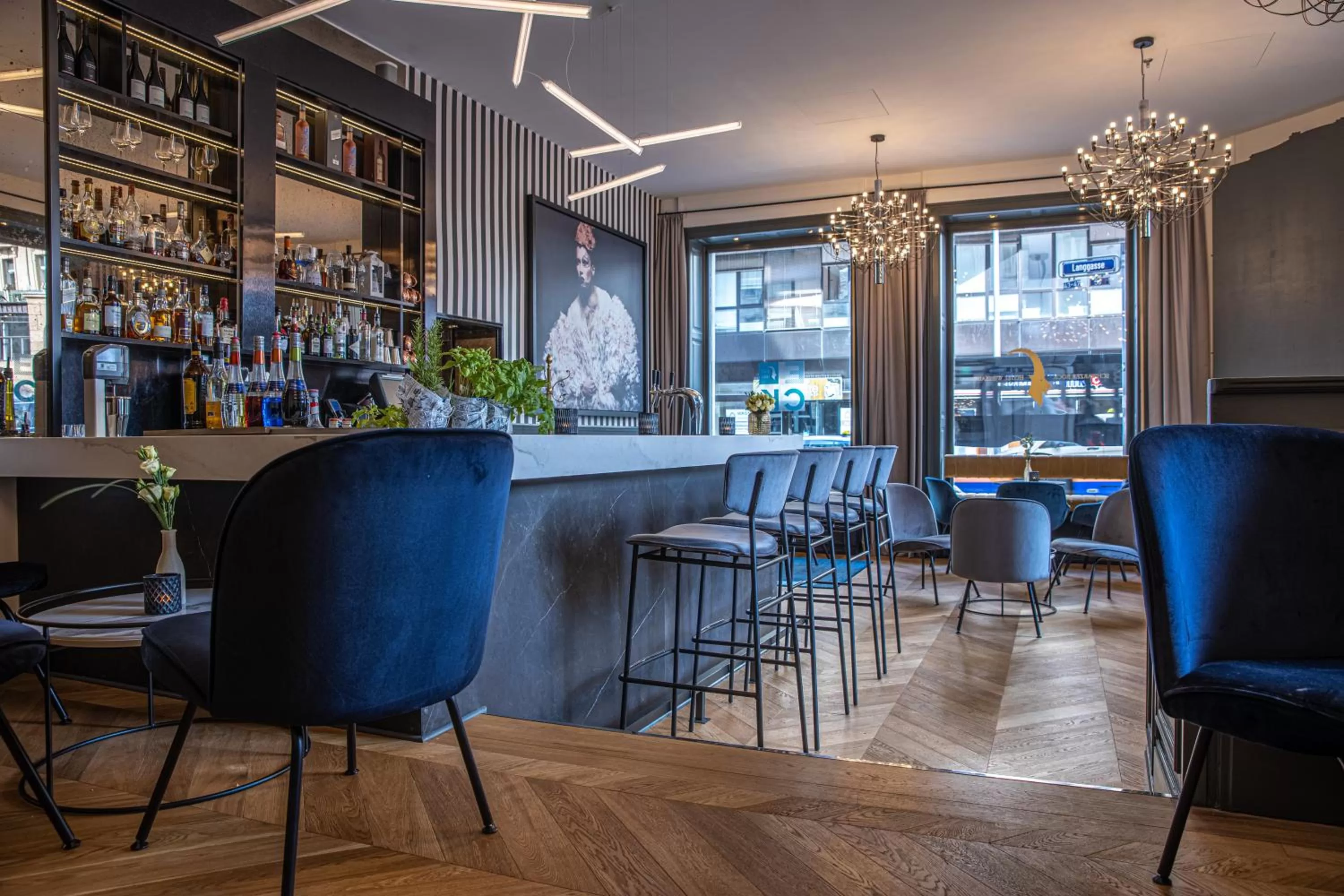 Lounge or bar in Radisson Blu Hotel Schwarzer Bock Wiesbaden