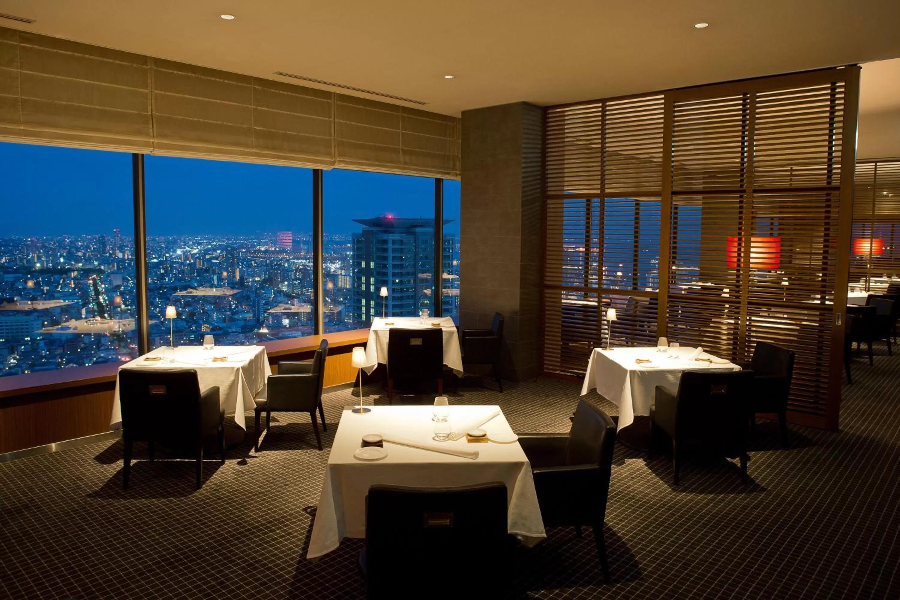 Restaurant/places to eat in ANA Crowne Plaza Kobe by IHG