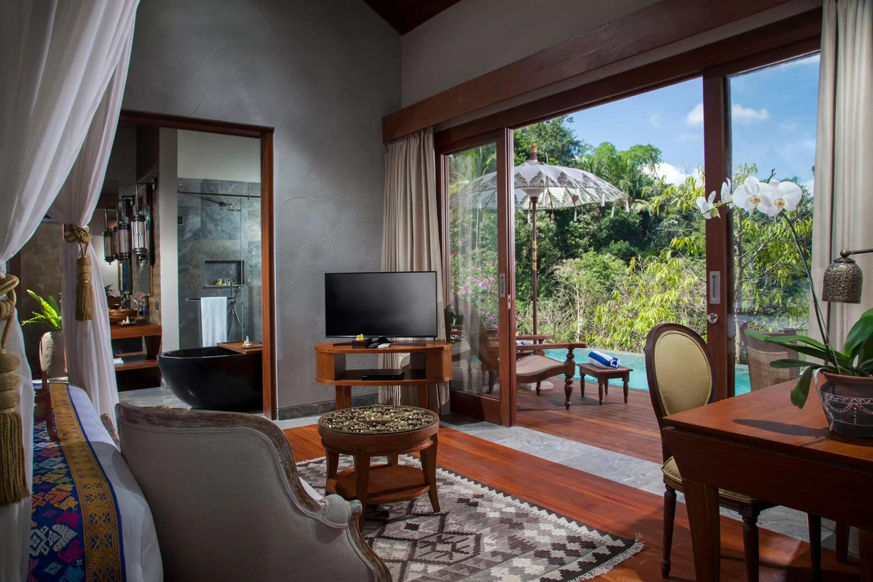 TV and multimedia in Natya Resort Ubud