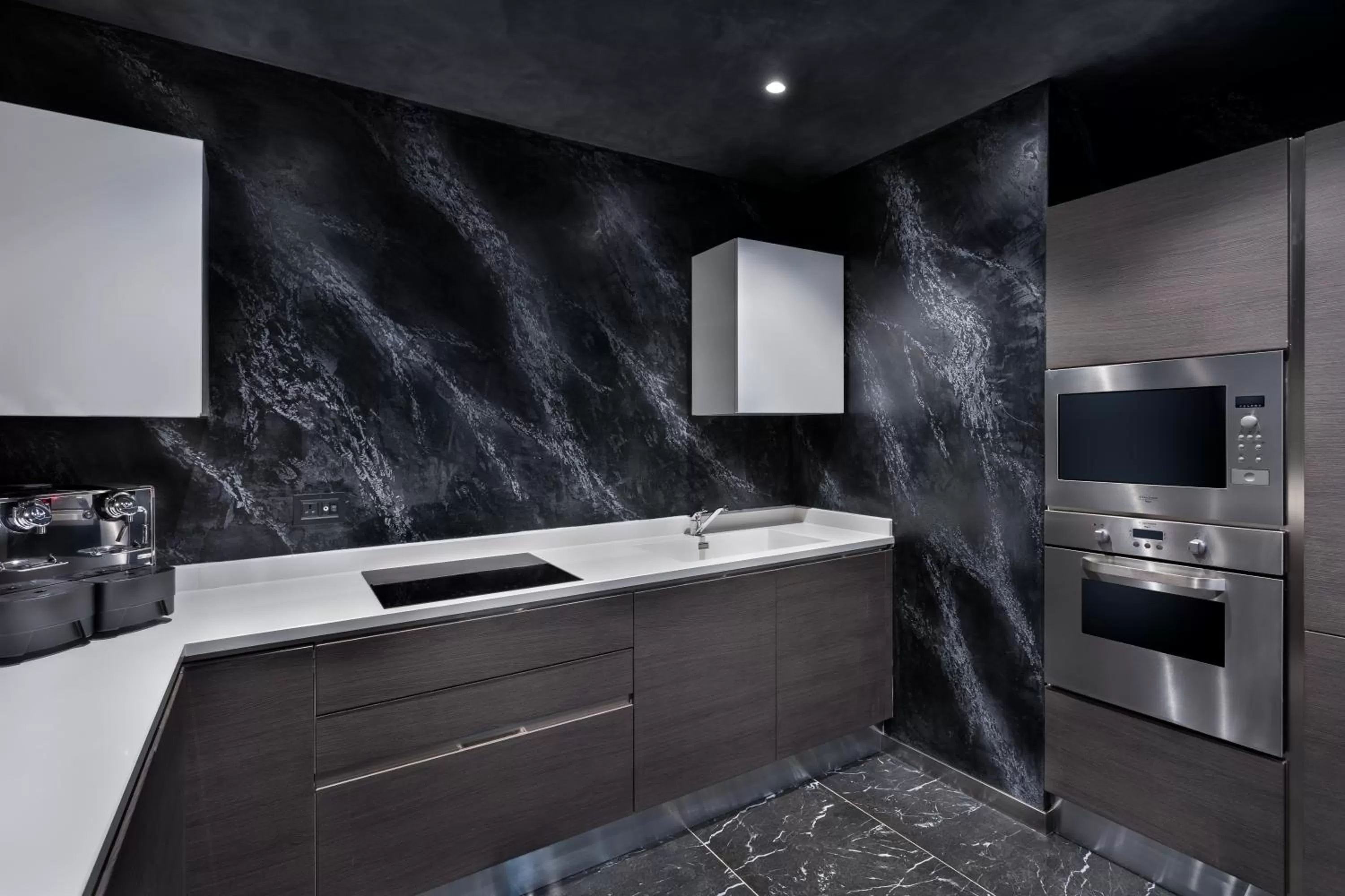 Coffee/tea facilities in H Hotel & SPA - Adults Only