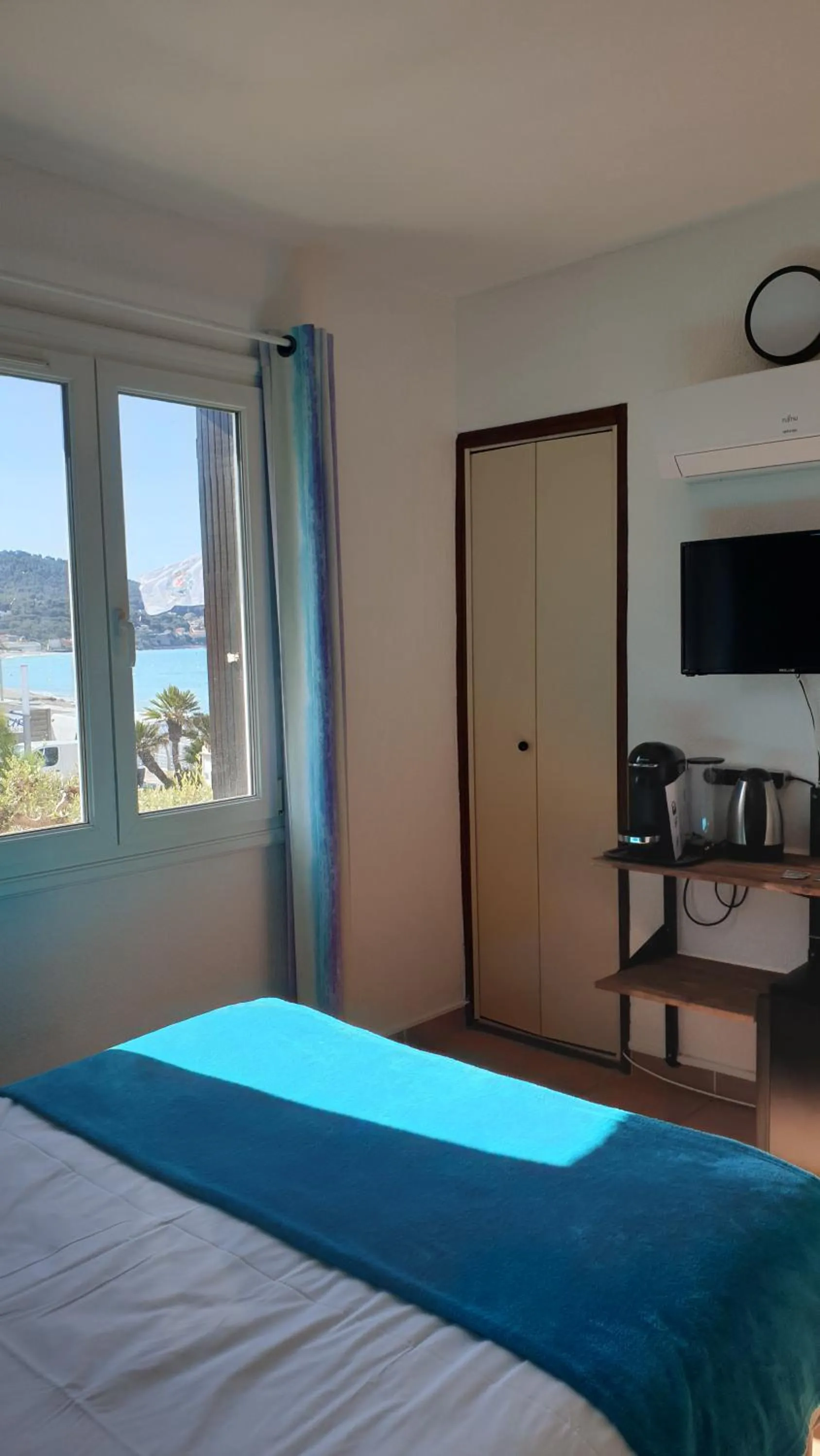 Photo of the whole room, Bed in Hotel Chanteplage