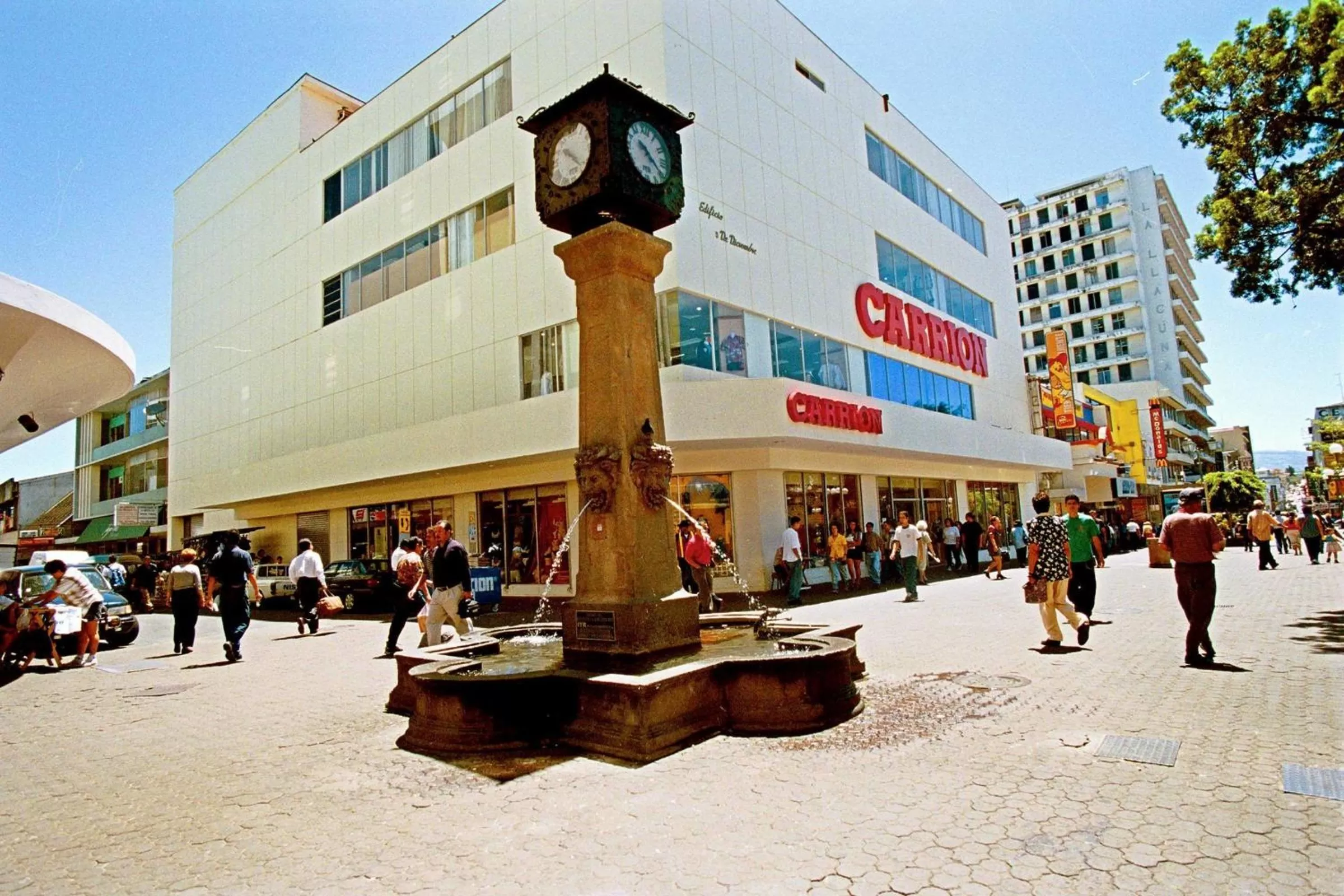 Bird's eye view in Hotel Quinta Avenida
