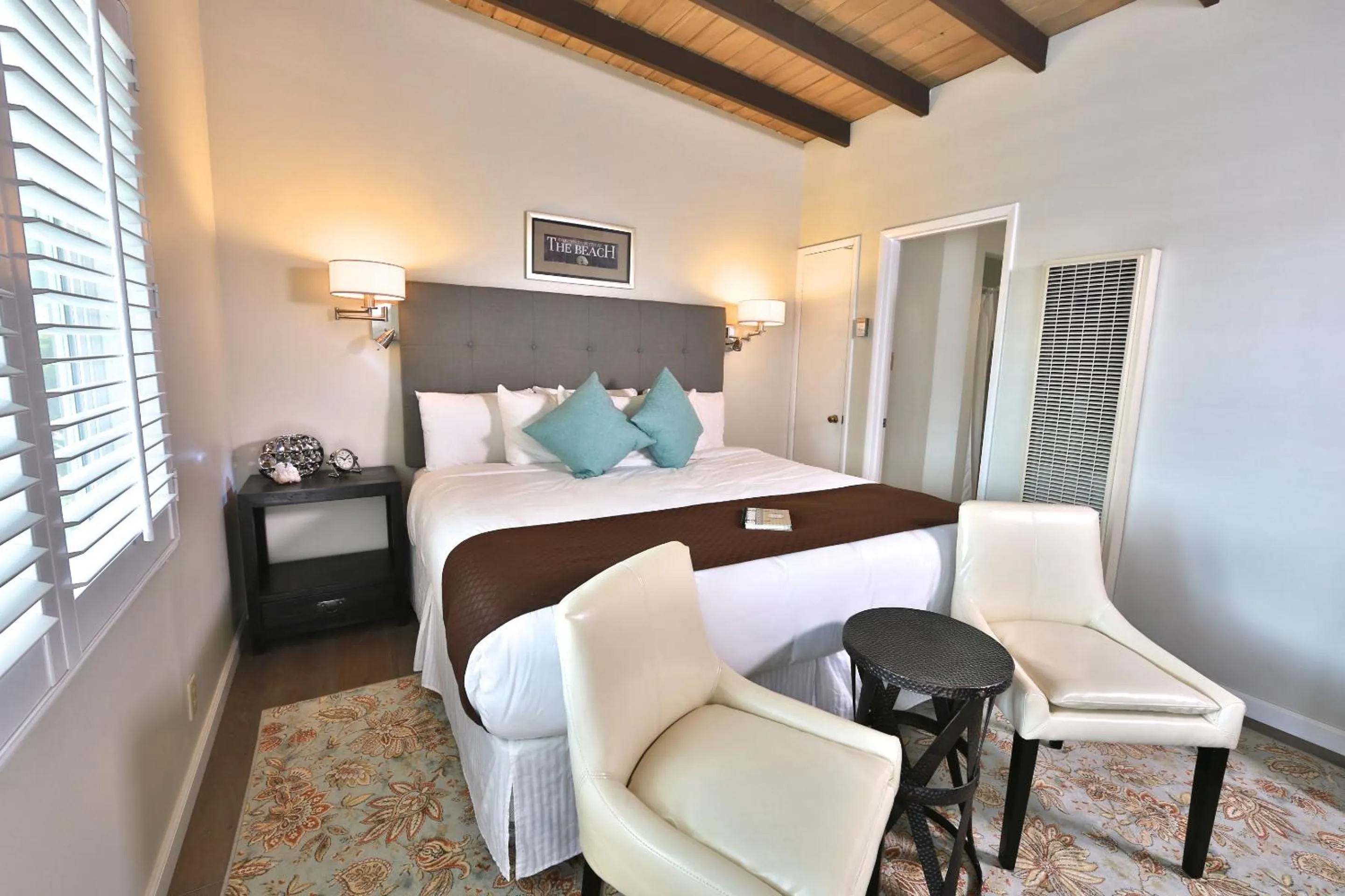 Standard King Room in Pleasant Inn