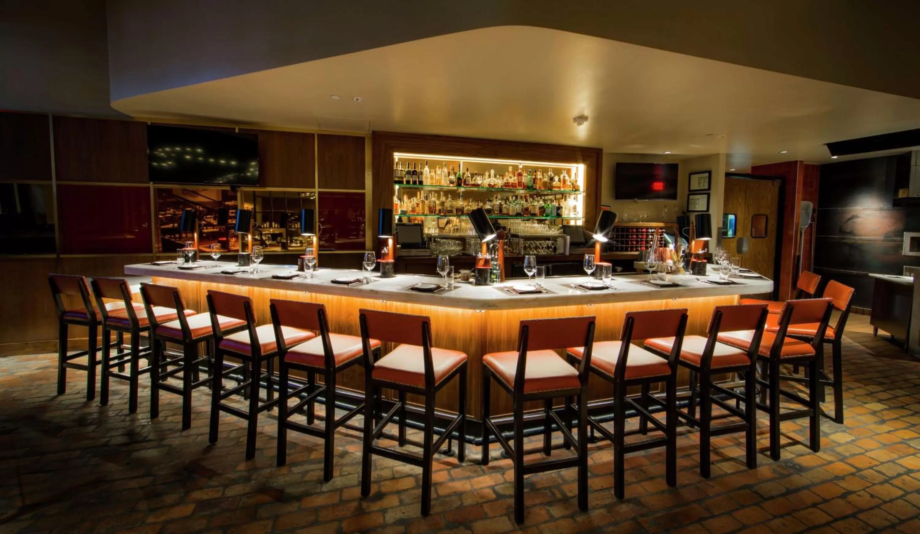 Restaurant/places to eat in Hilton Nashville Downtown