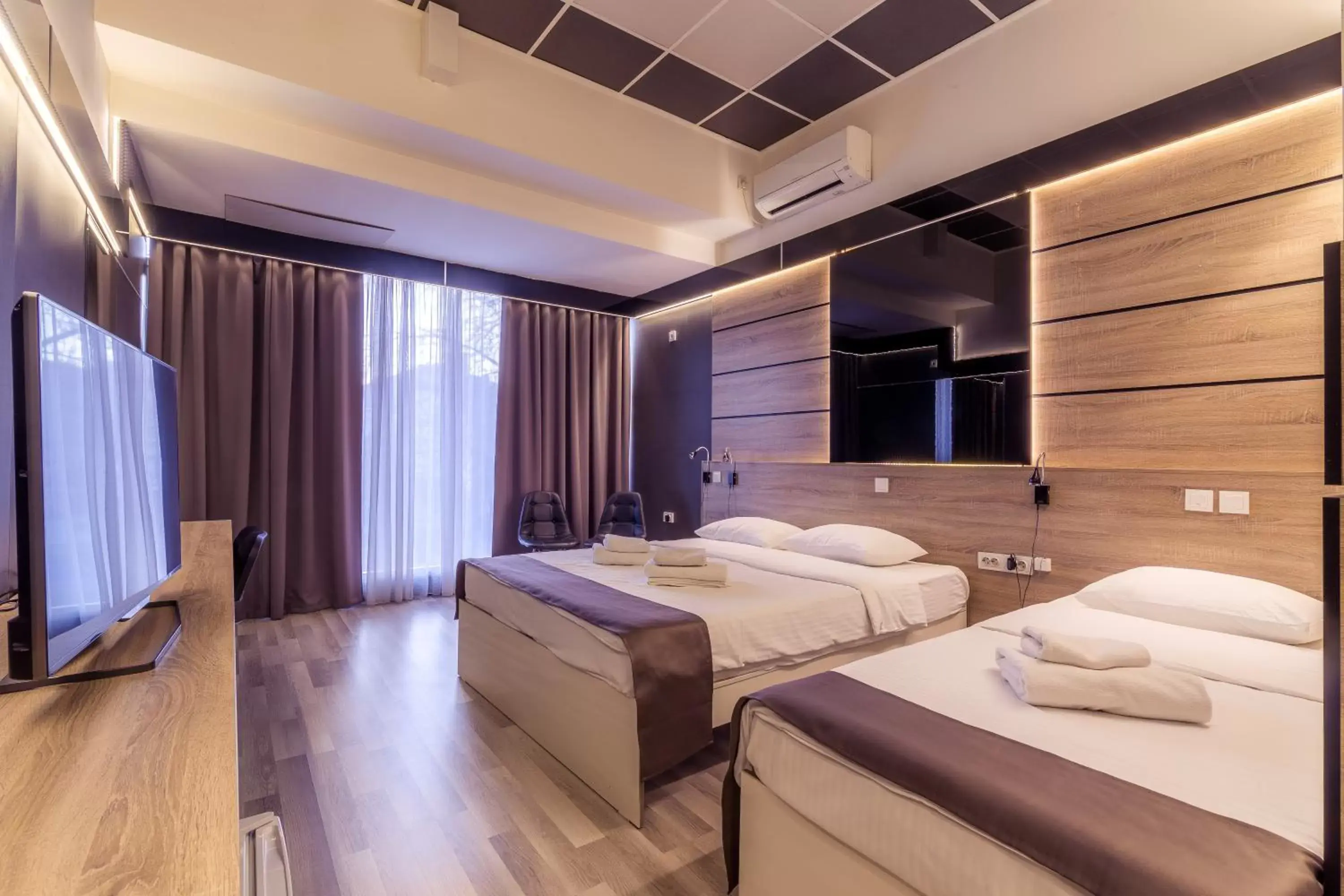 Superior Family Room with City View in Hotel De KOKA Superior Family Room with City View in Hotel De KOKA