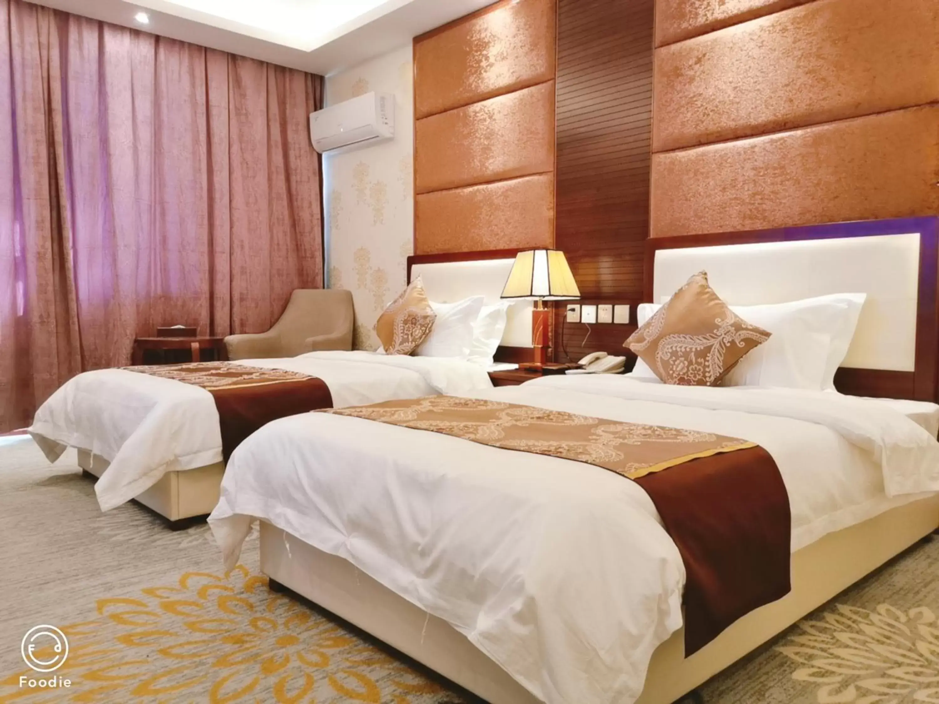 Twin Room with Private Bathroom - single occupancy in Golden Peacock Hotel Blantyre Twin Room with Private Bathroom - single occupancy in Golden Peacock Hotel Blantyre