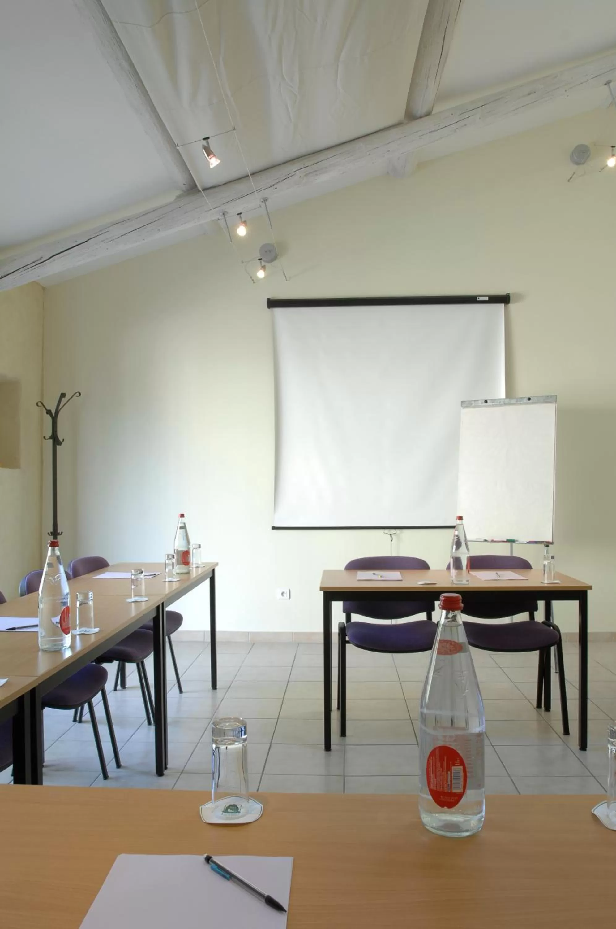 Meeting/conference room in Hotel Restaurant Le Clos De Pradines