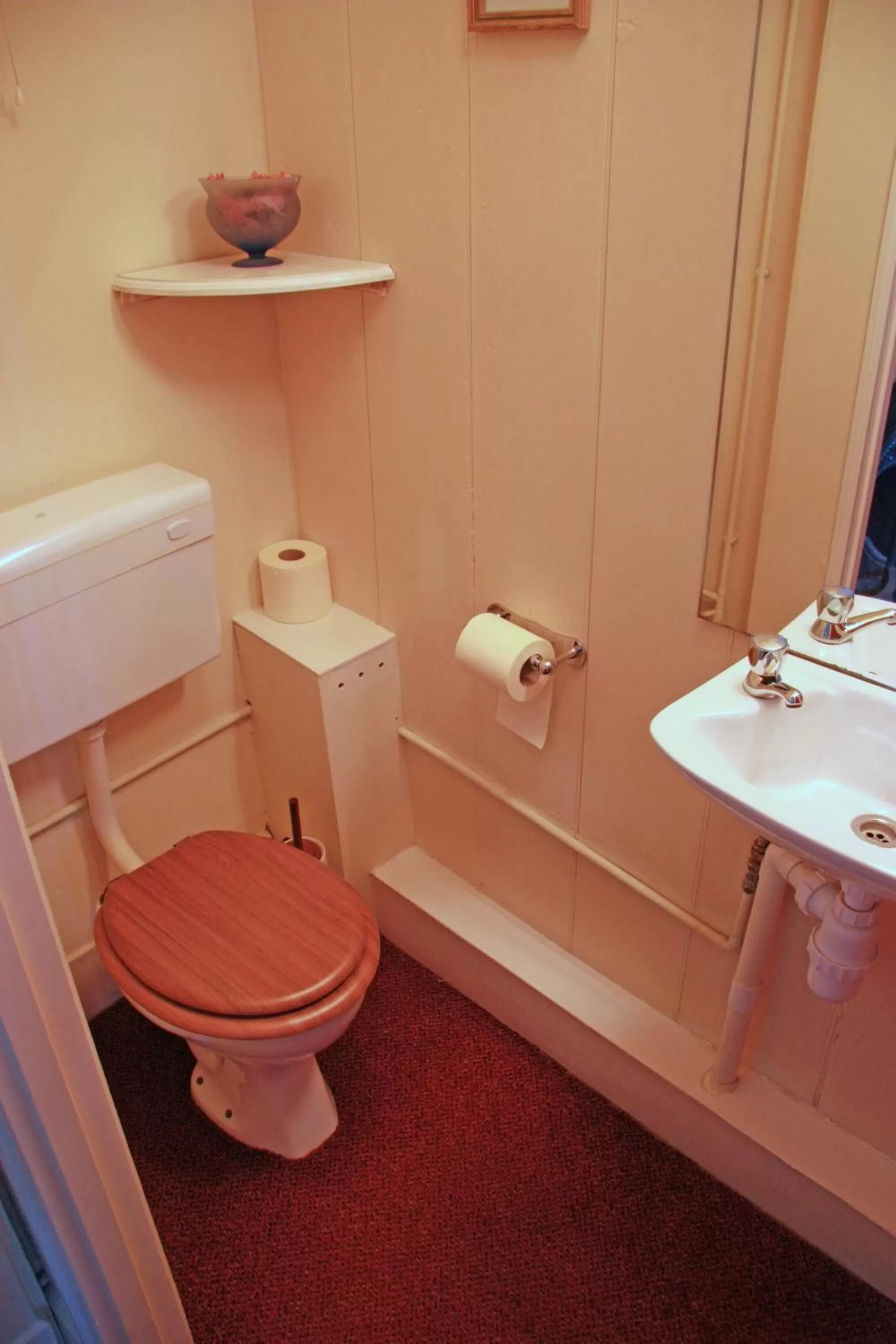 Single Room in Kings Arms Hotel