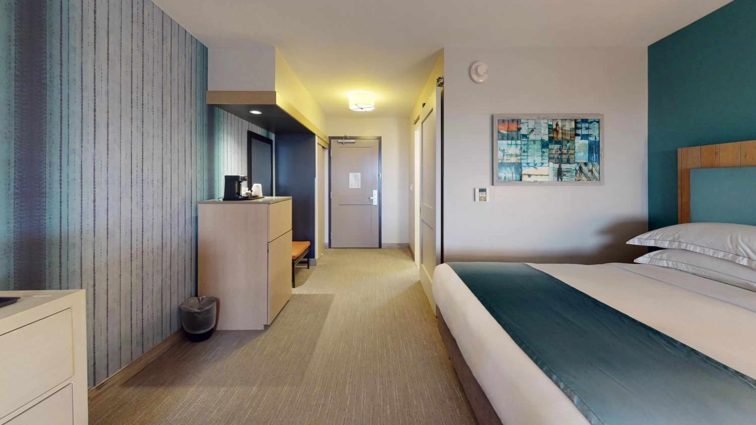 Bedroom, Bed in SunCoast Hotel Anaheim, Tapestry Collection by Hilton