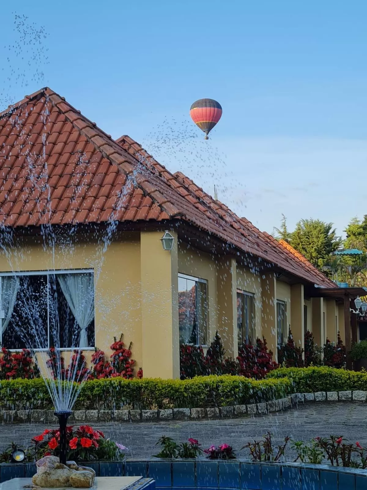 Property building in Pousada Le Sapê