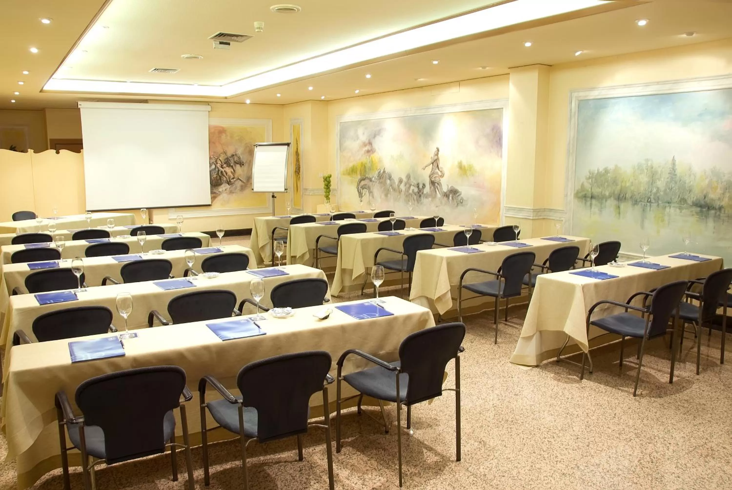 Business facilities in Los Arcos