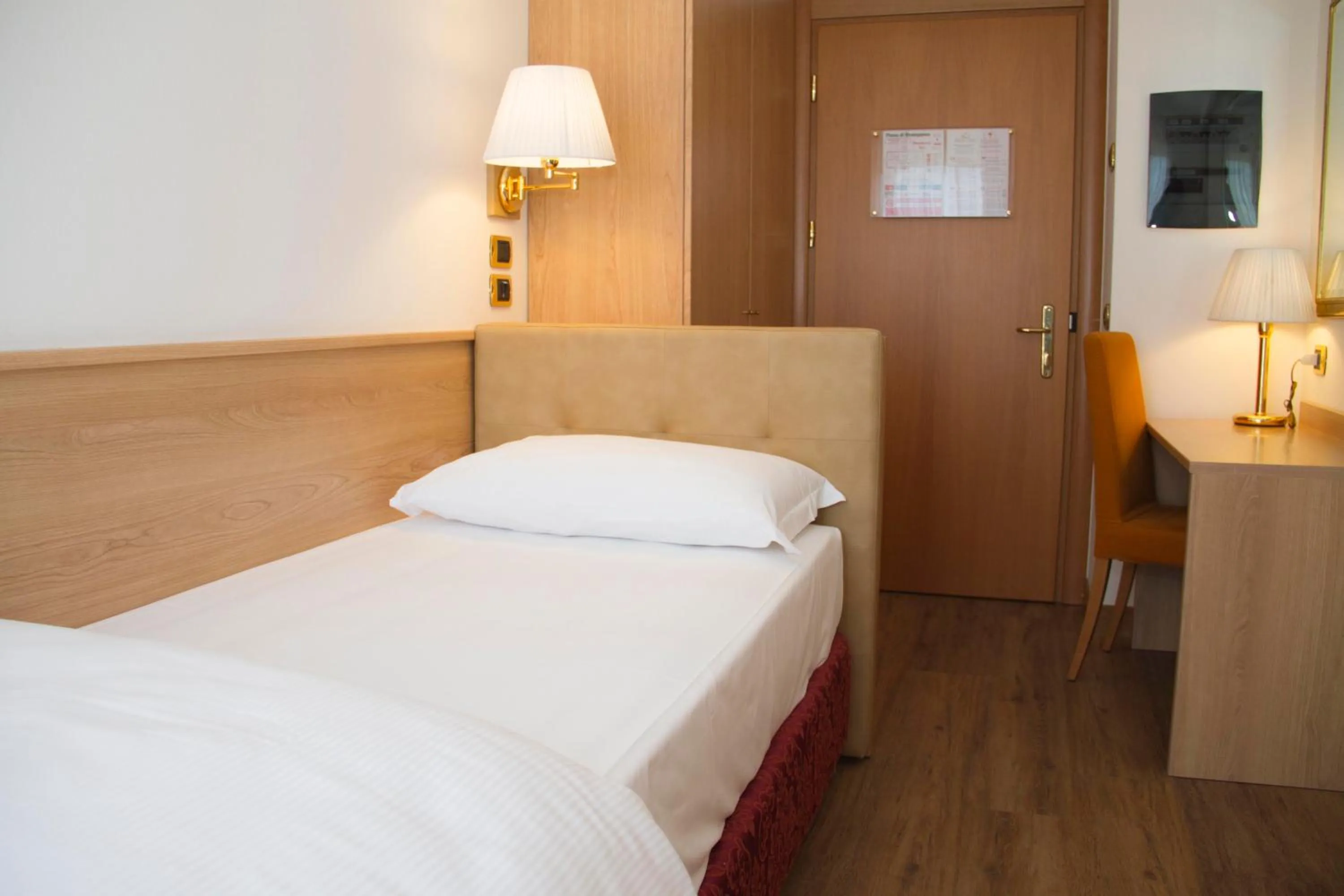 Bed in Hotel Sporting Trento