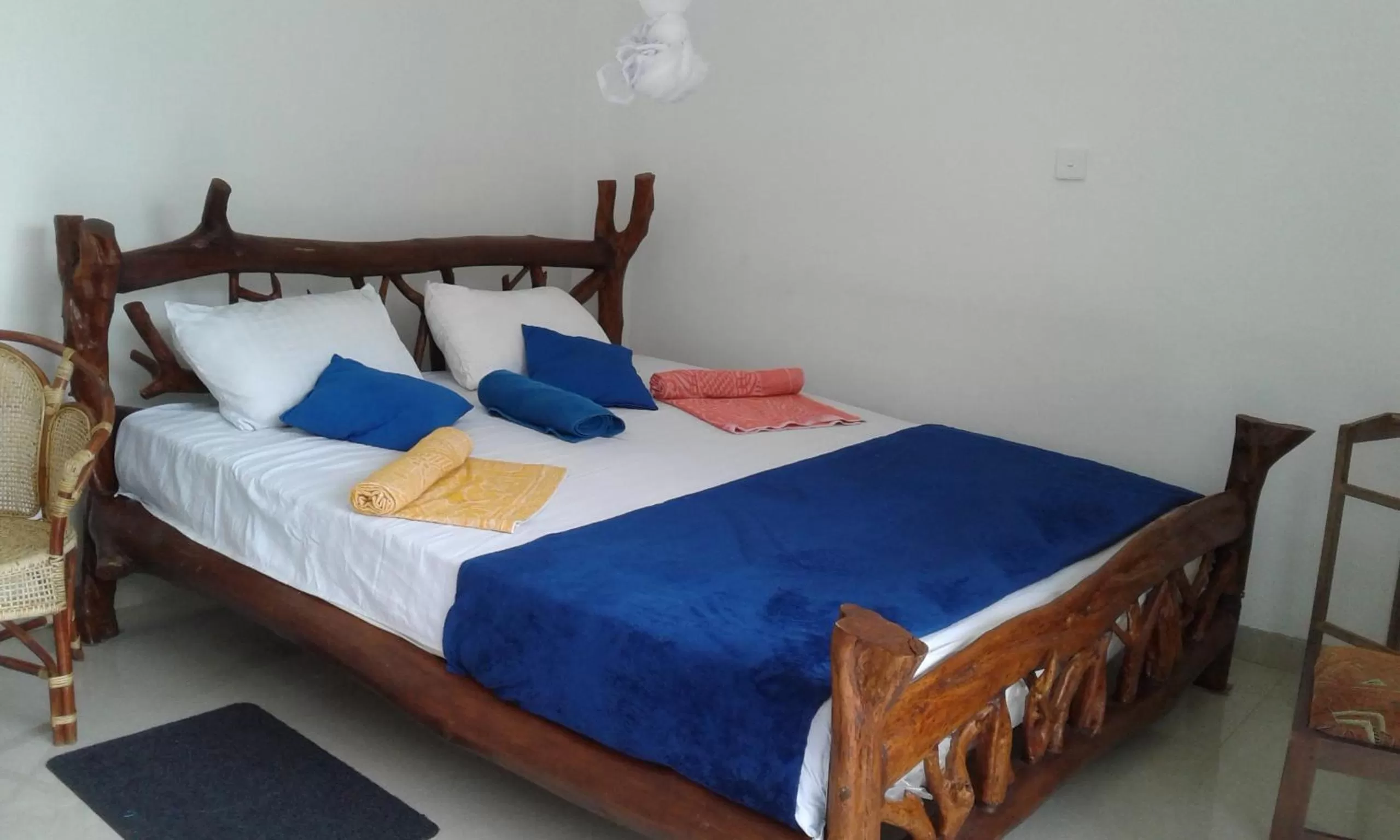 Bed in Ella Lucky Panoramic