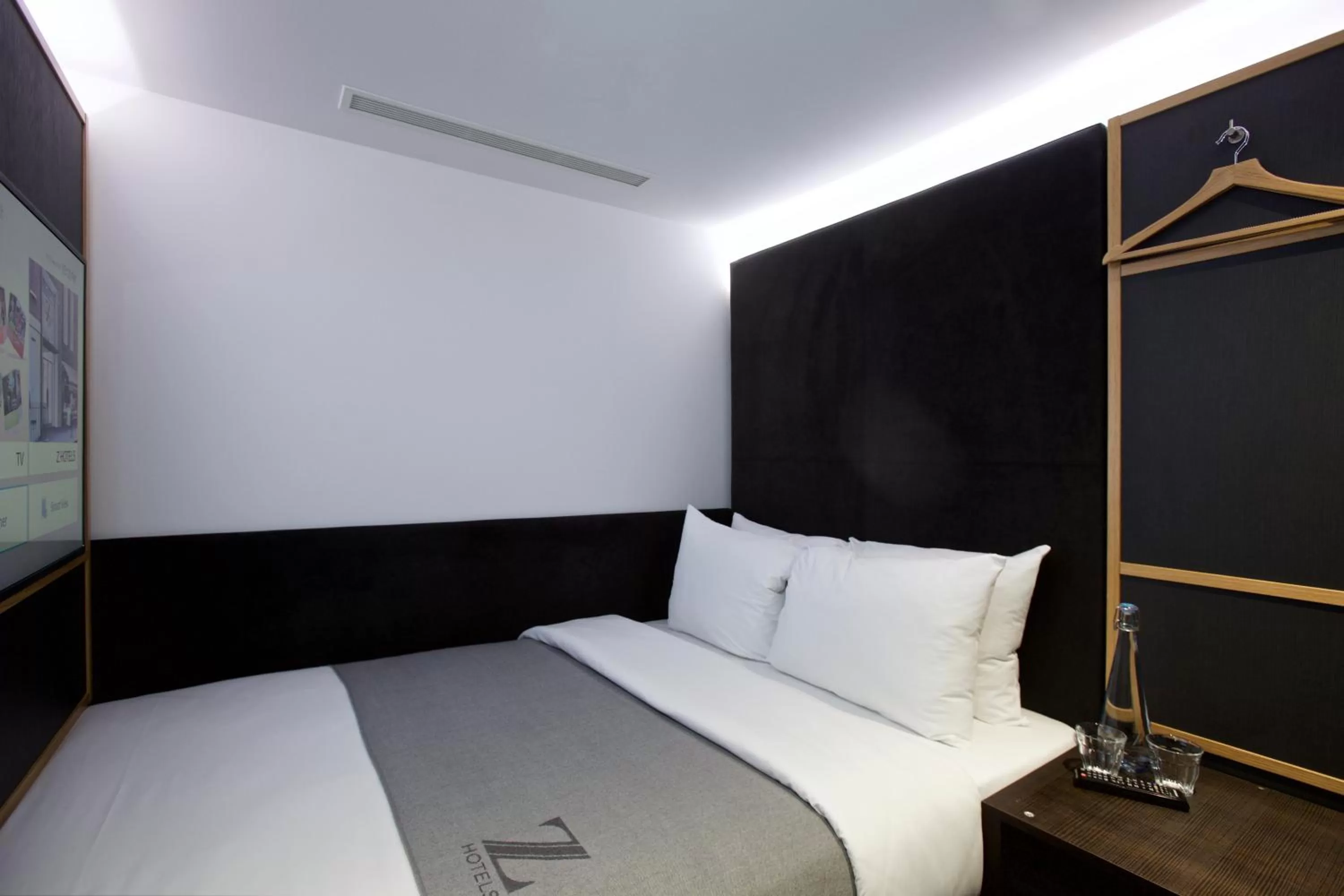 Bedroom, Bed in The Z Hotel Covent Garden