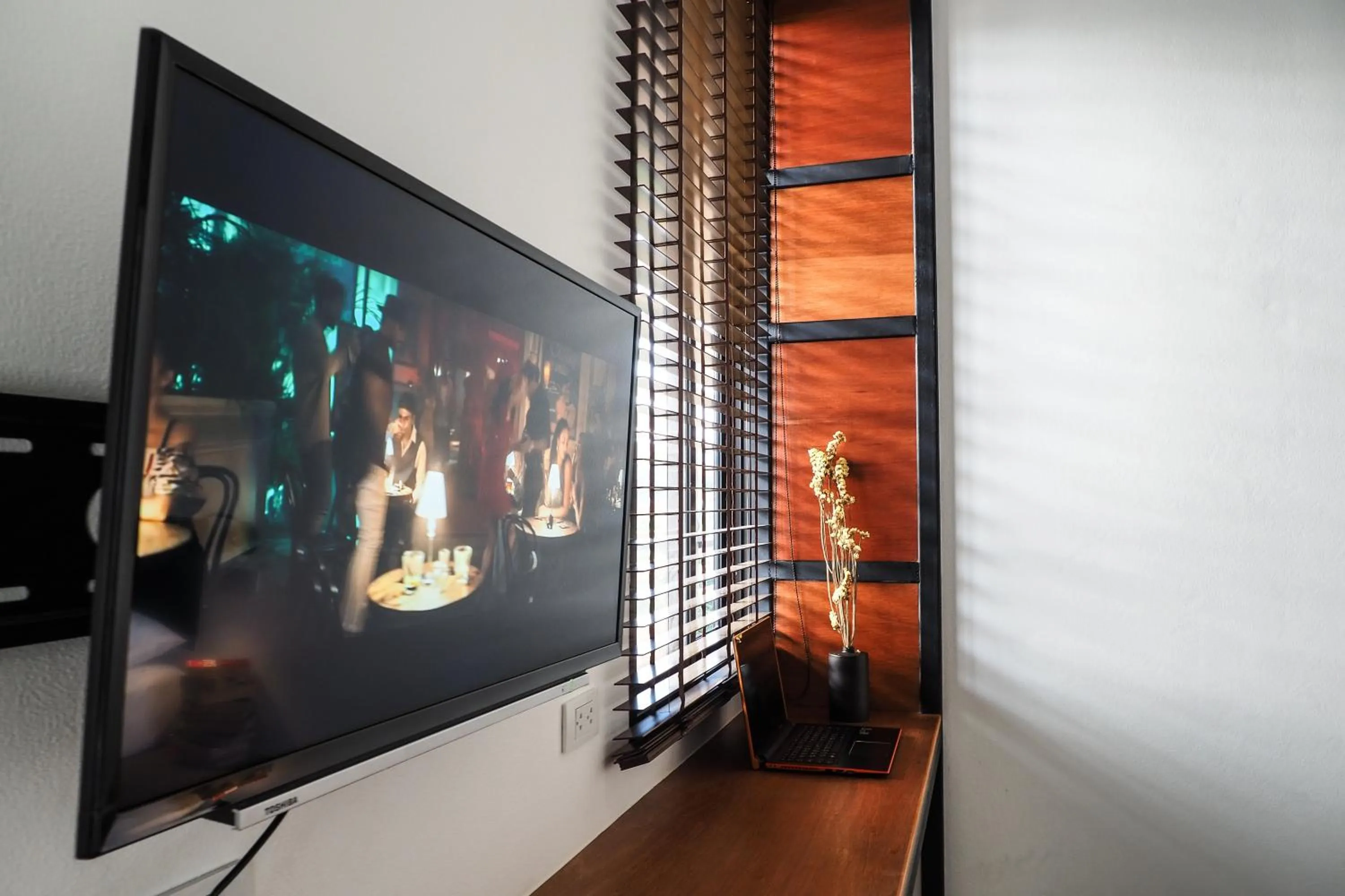 Decorative detail in Book a Bed Poshtel - SHA Plus