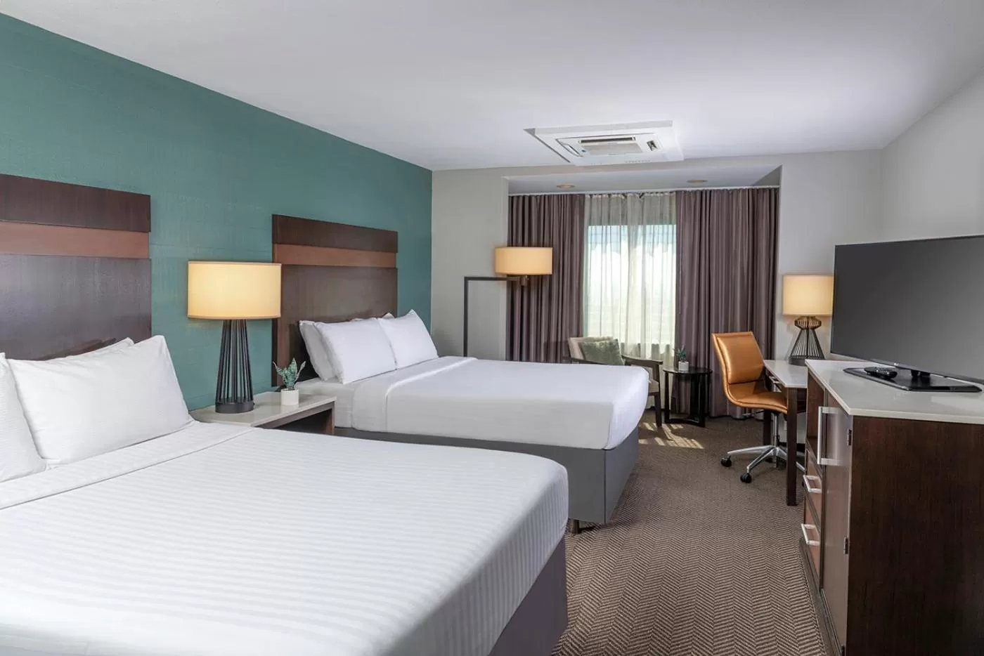 Bed in The Pierpont Inn