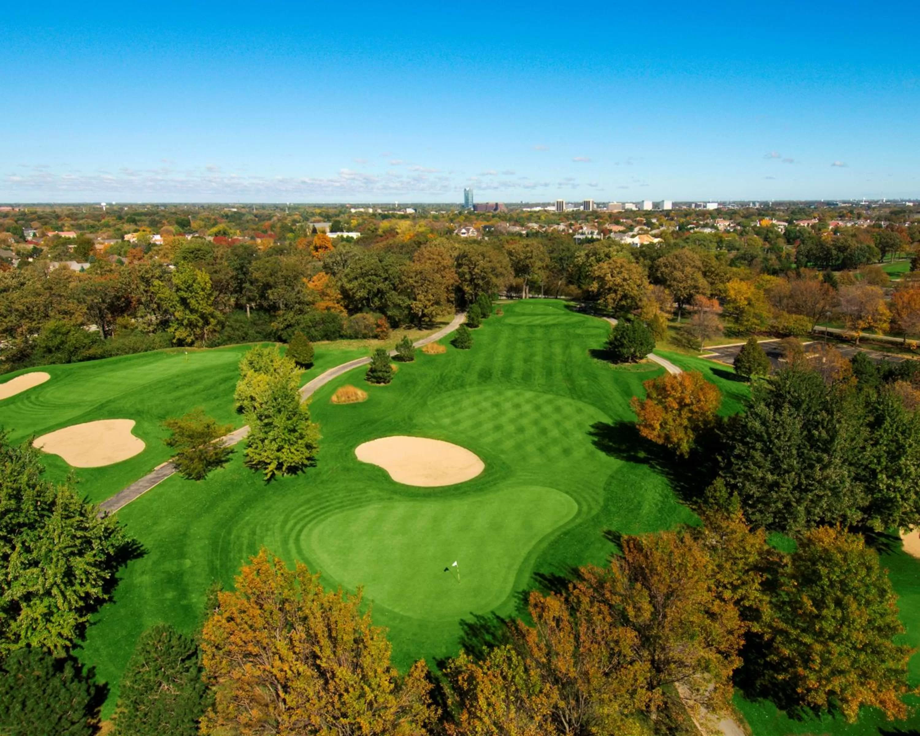Golfcourse in Hilton Chicago Oak Brook Hills Resort & Conference Center