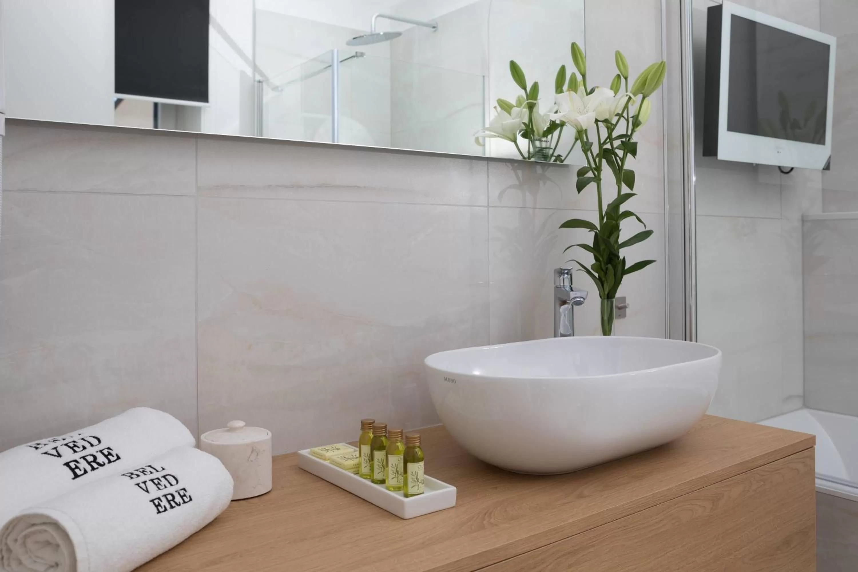 Bathroom in Belvedere Luxury Rooms - Breathtaking View
