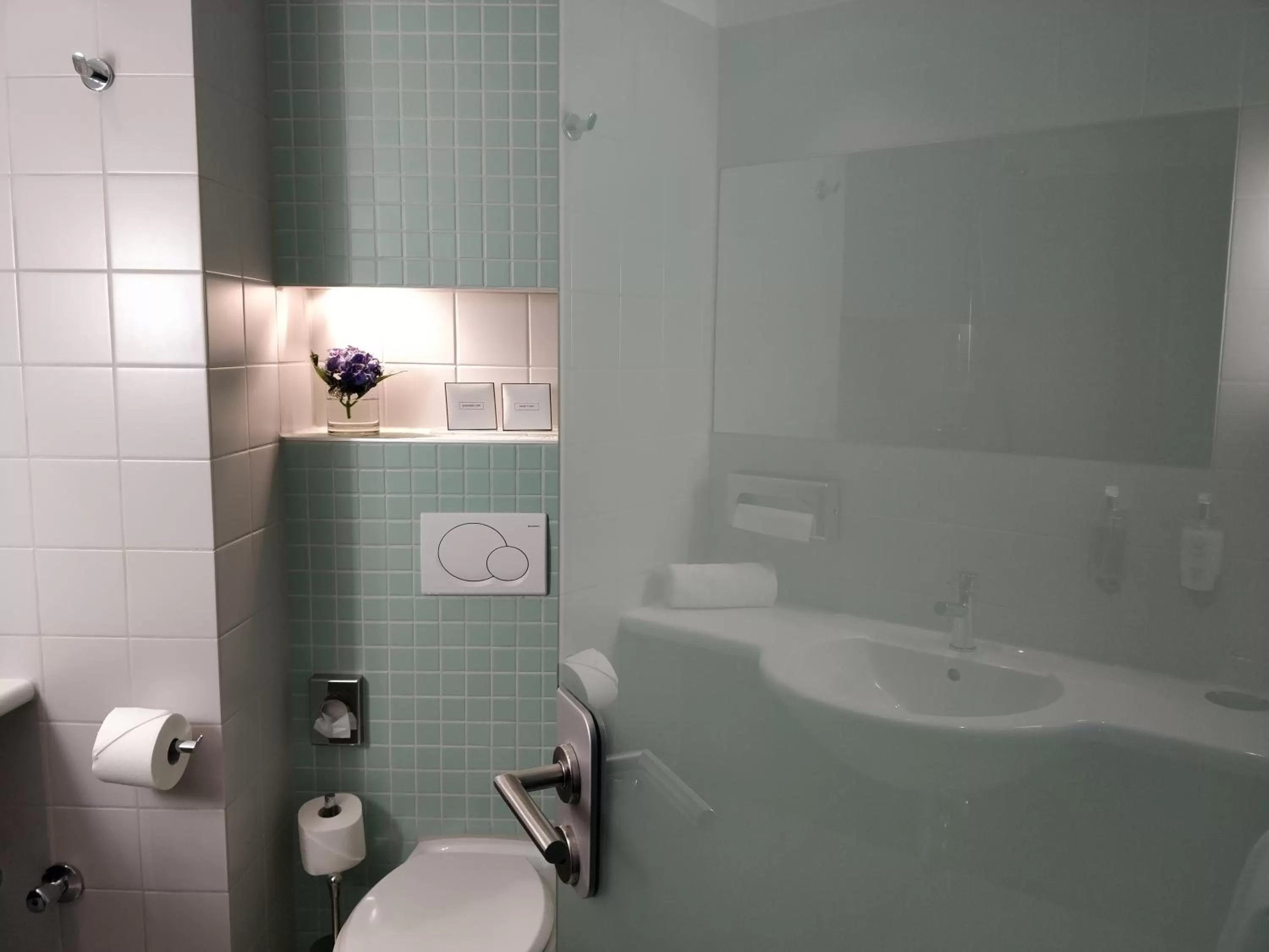 Bathroom in Hotel an der Stadtmauer