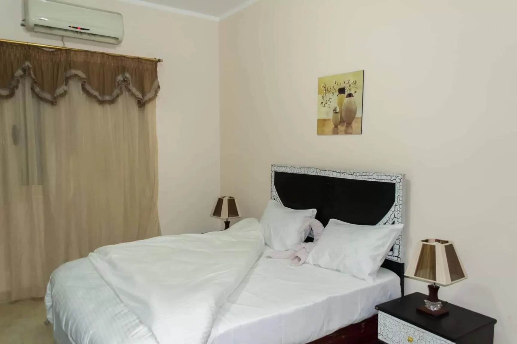 Bed in Charbel apartments