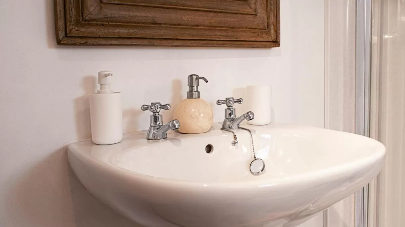 Bathroom in Little Pie in the Sky