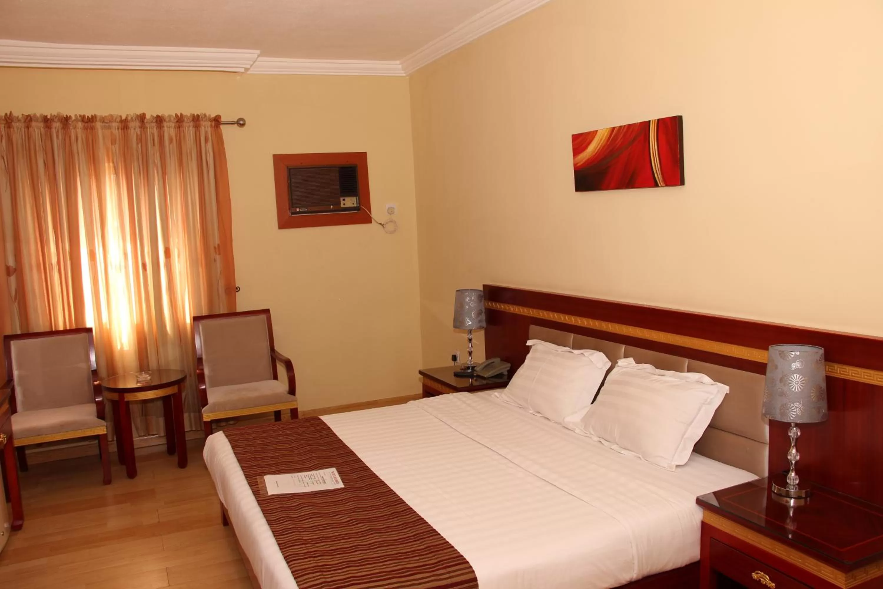 TV and multimedia, Bed in Hotel Rosebud