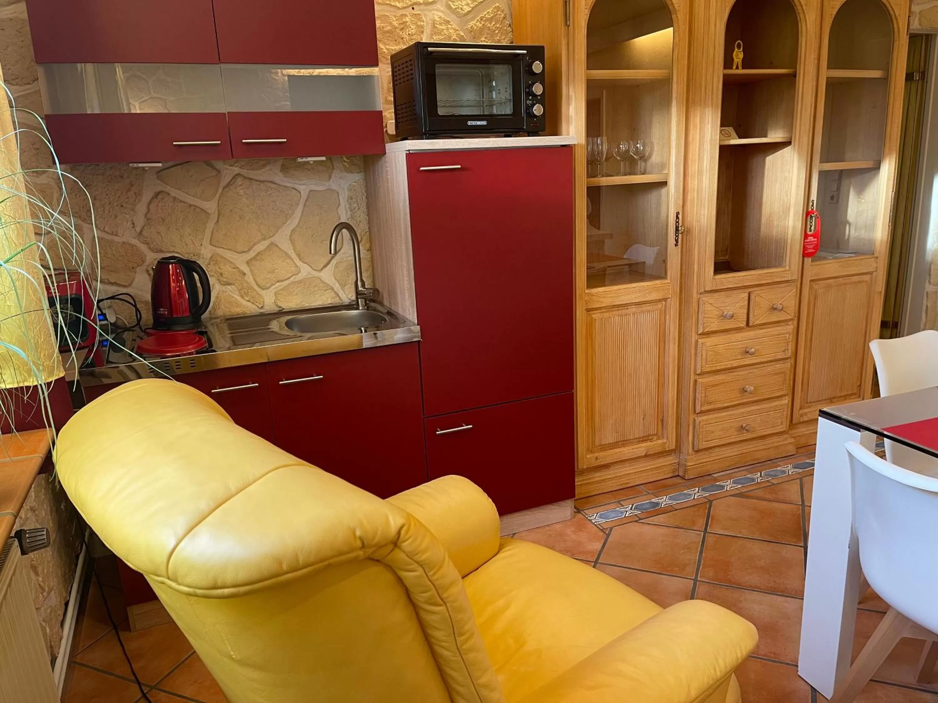 Kitchen/Kitchenette in Hotel Villa Vital Munster