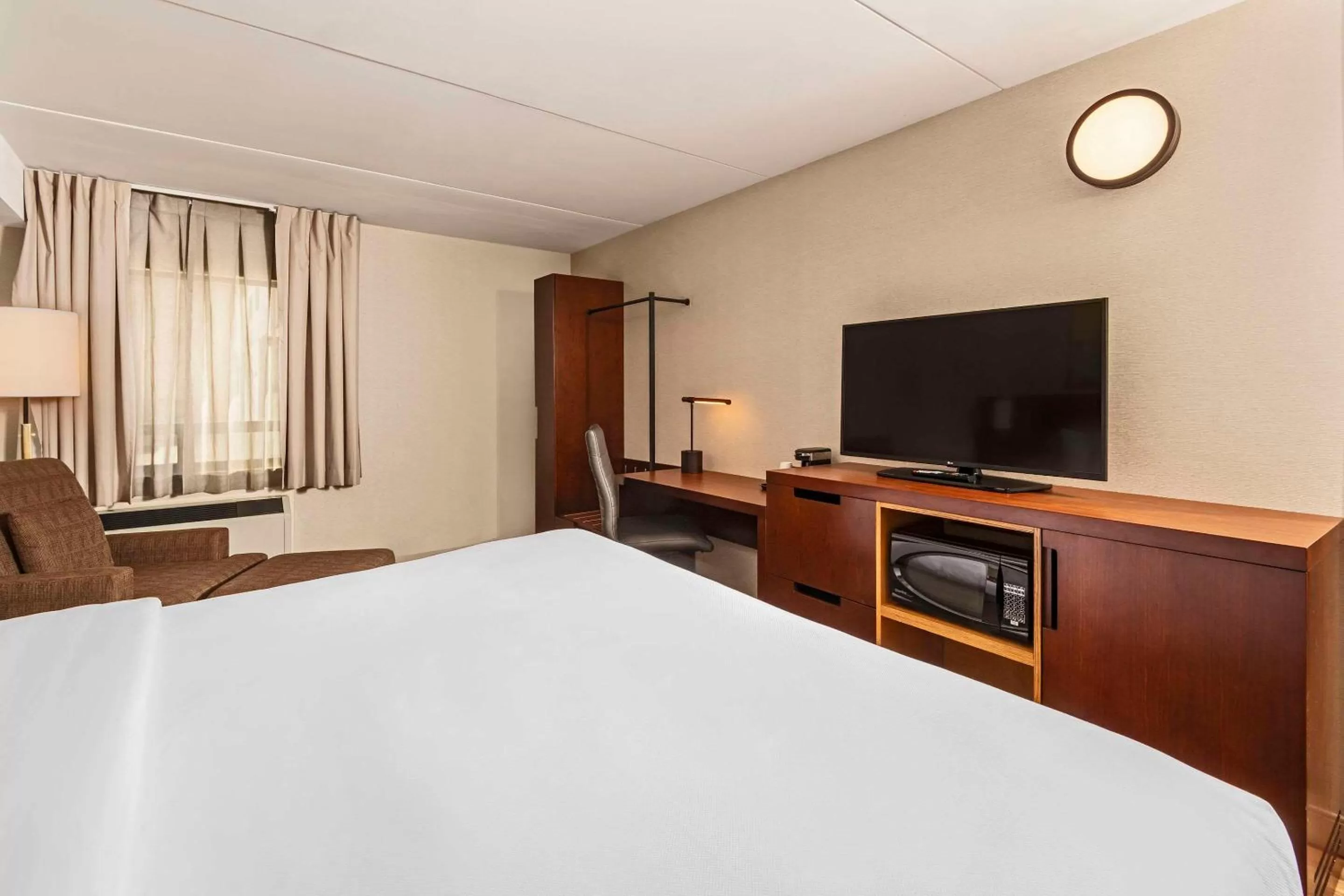 Bedroom, Bed in Comfort Inn