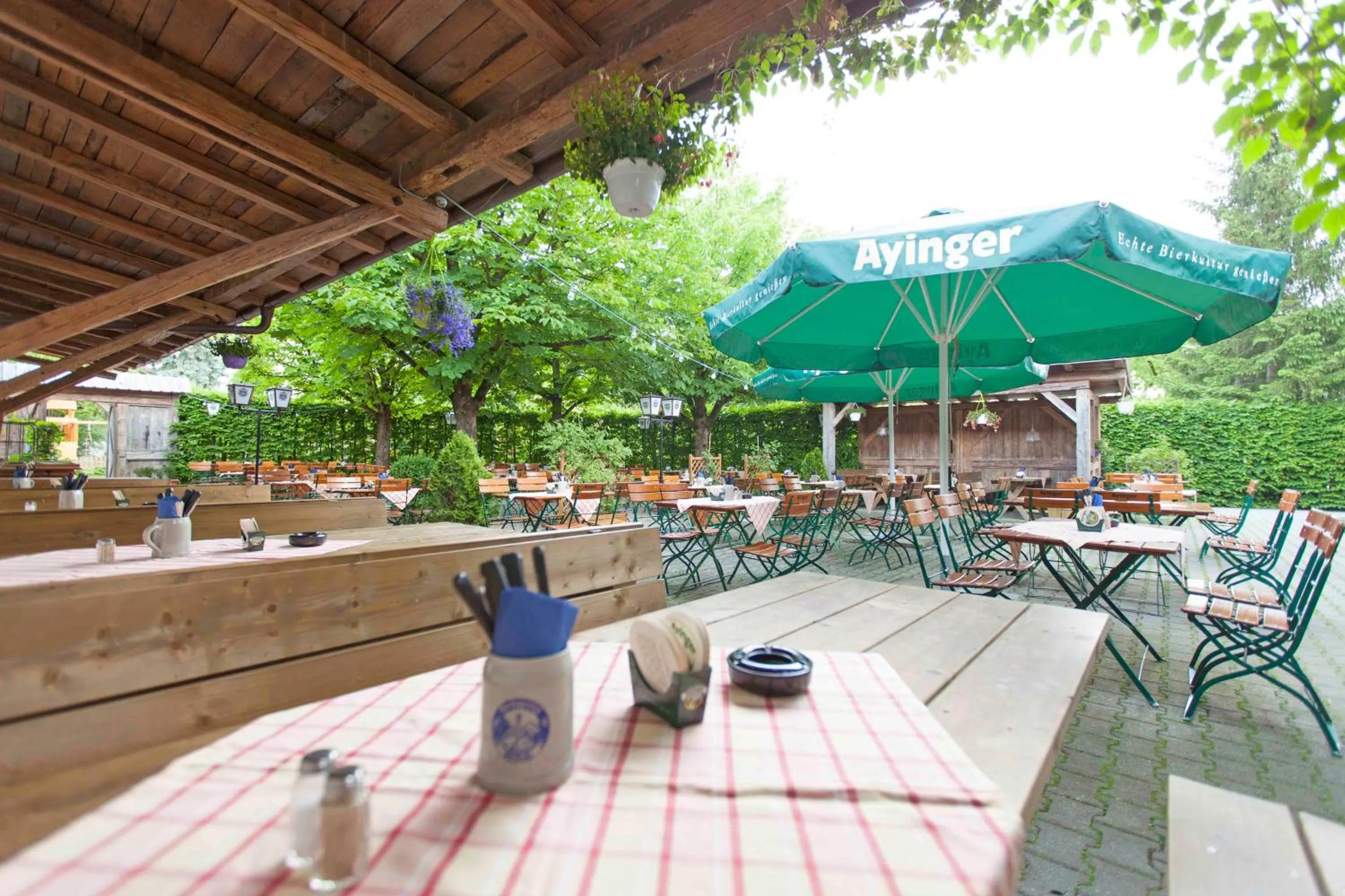 Restaurant/places to eat in Alter Hof