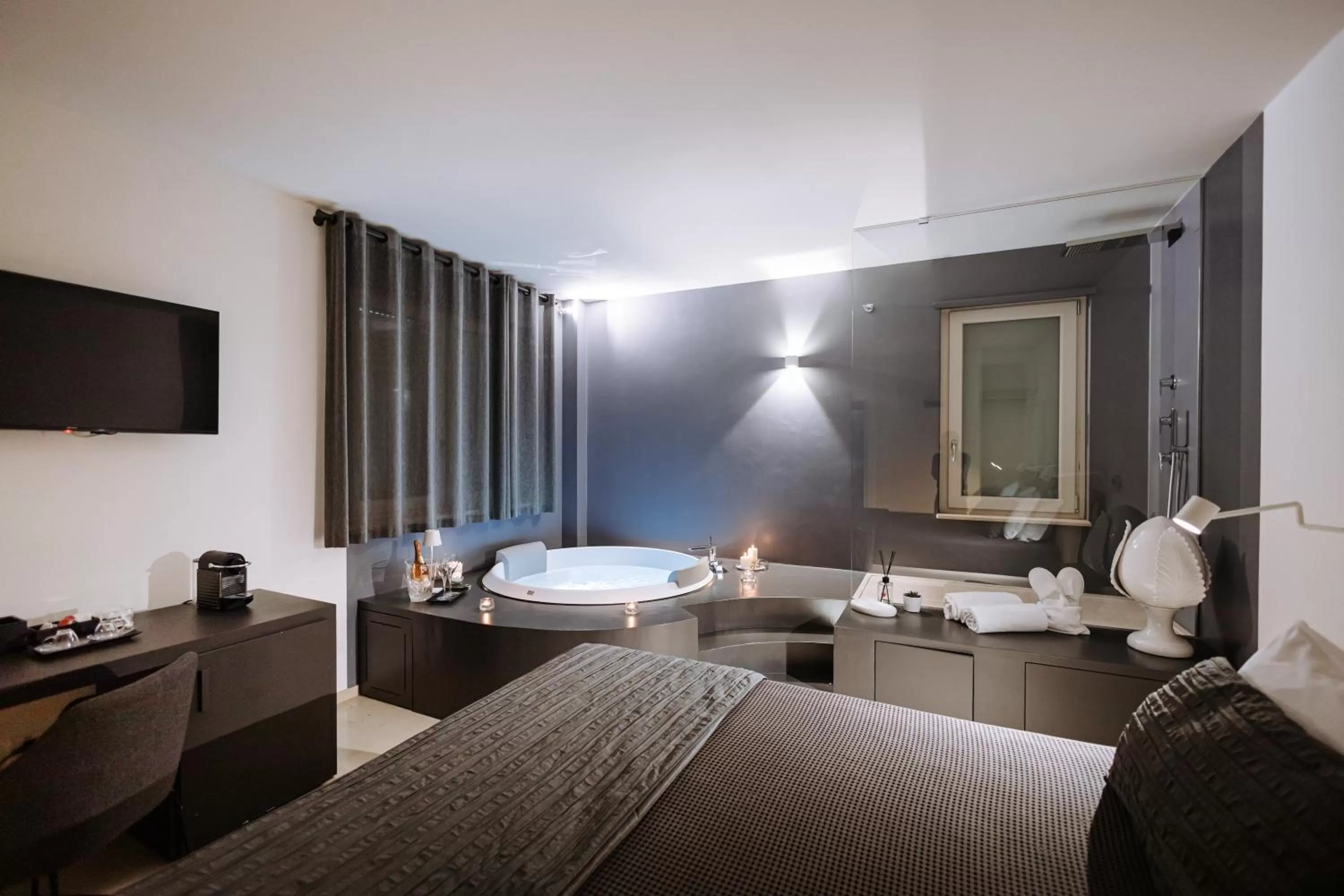 Bed in Suite1212 - Rattazzi