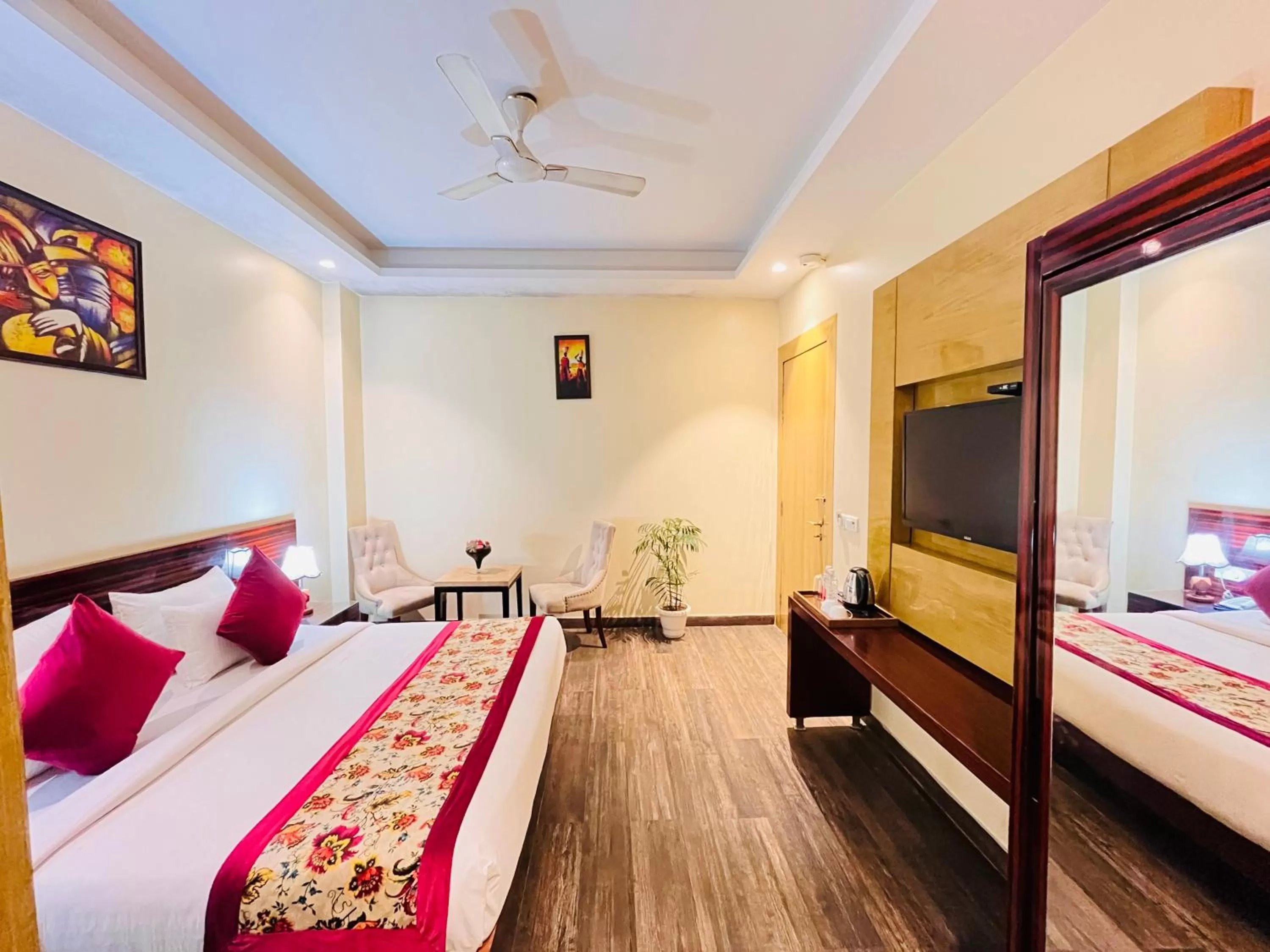 Bed in Hotel Banz near Delhi Airport
