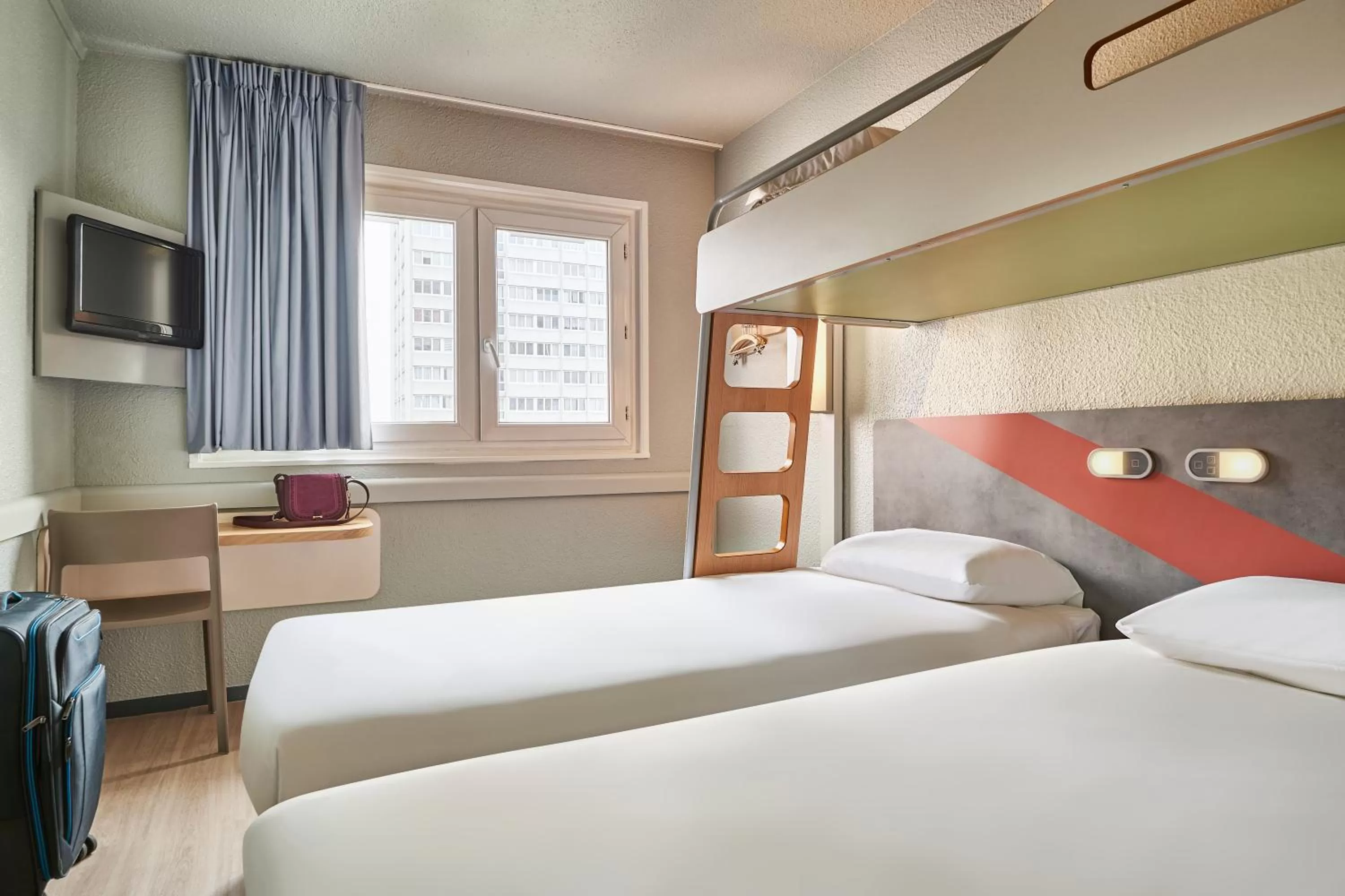 Bed in ibis budget Paris Porte d'Aubervilliers