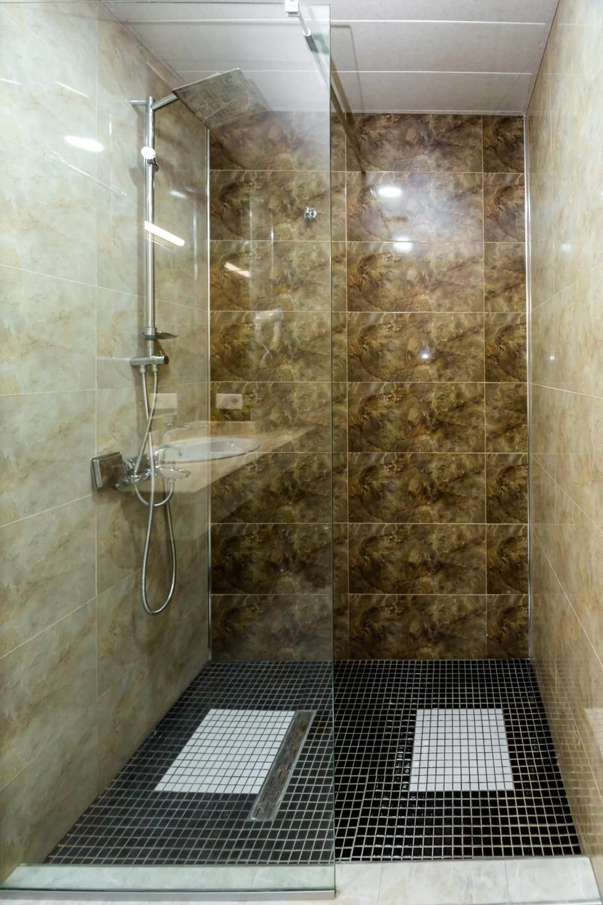 Bathroom in Elia Palace Hotel