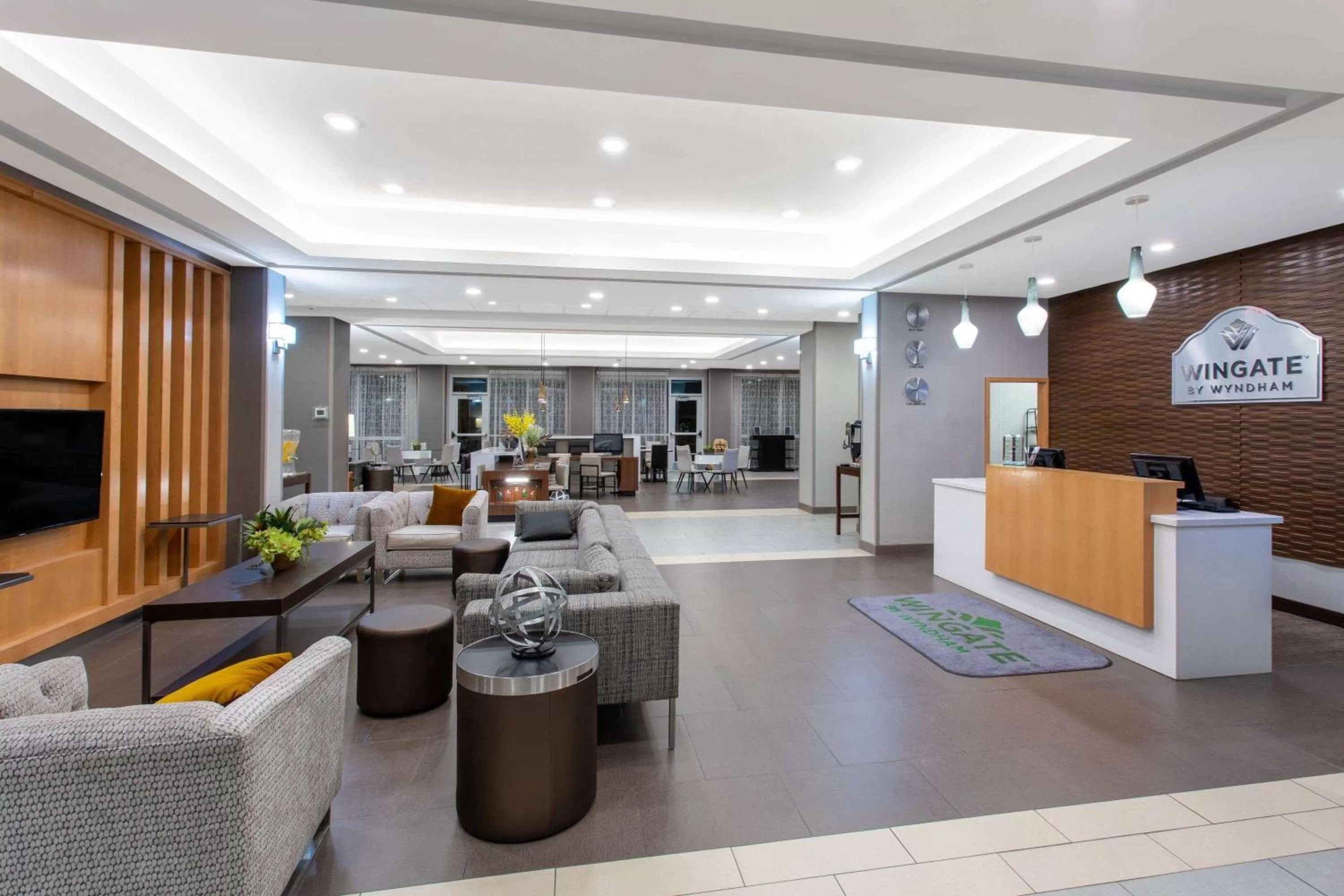 Lobby or reception in Hawthorn Extended Stay by Wyndham Loveland