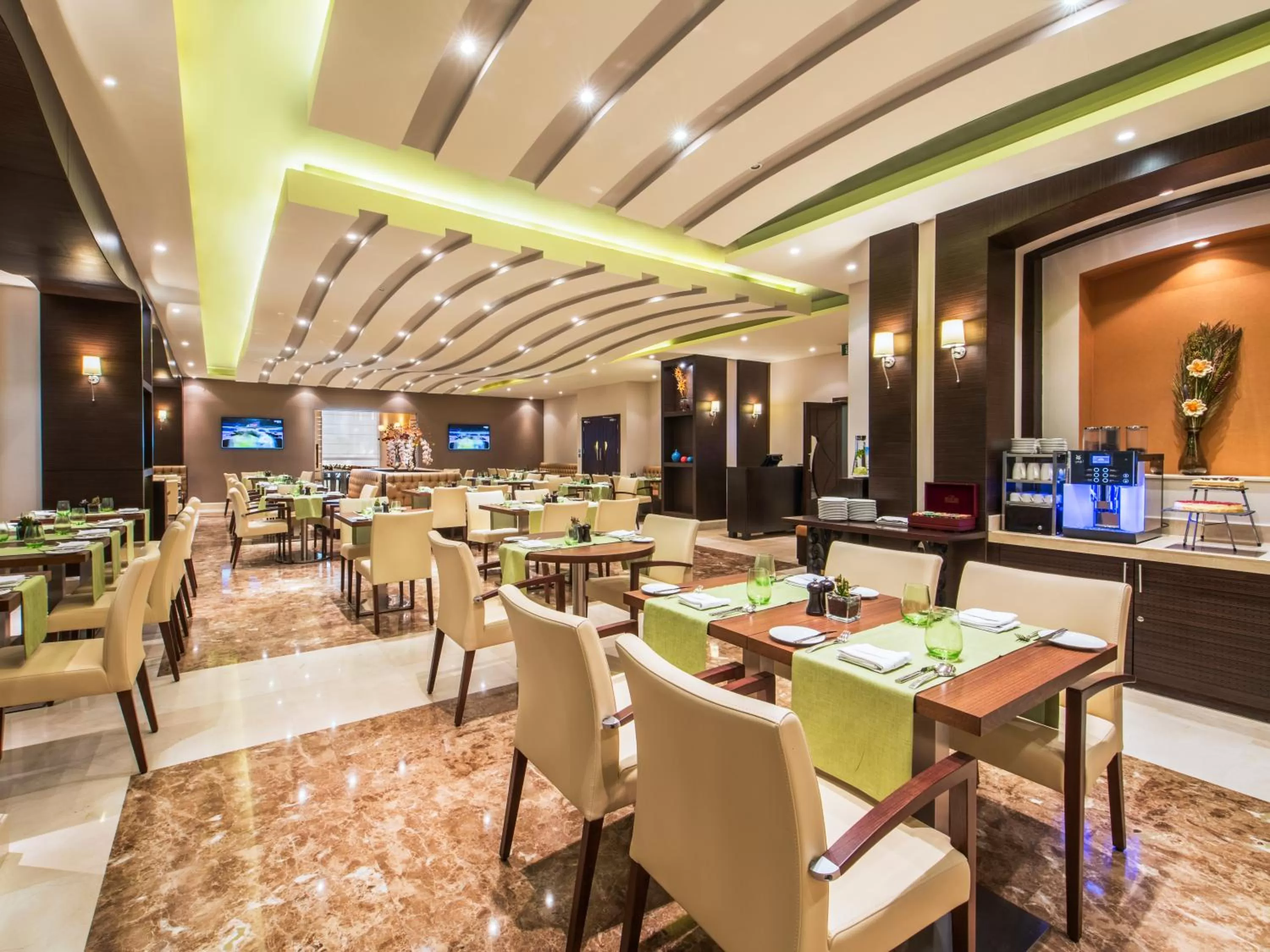 Restaurant/places to eat in Golden Tulip Doha Hotel