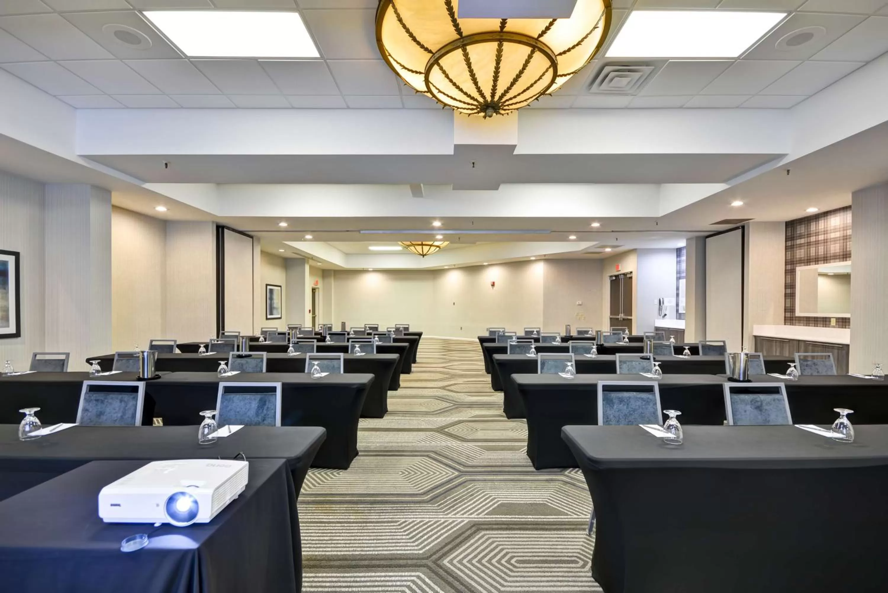 Meeting/conference room in Embassy Suites Charlotte