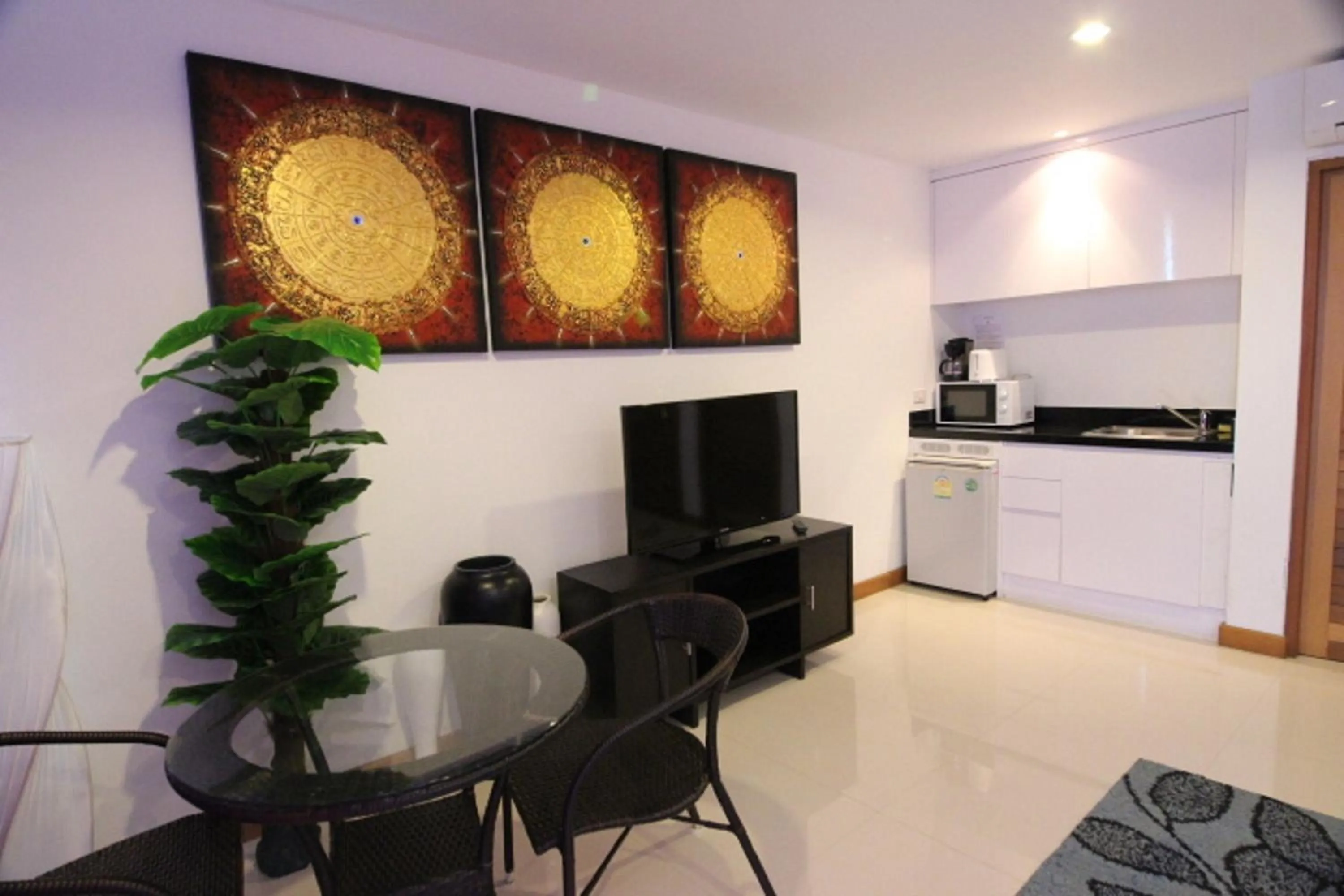 Dining area in Tropical Sea View Residence