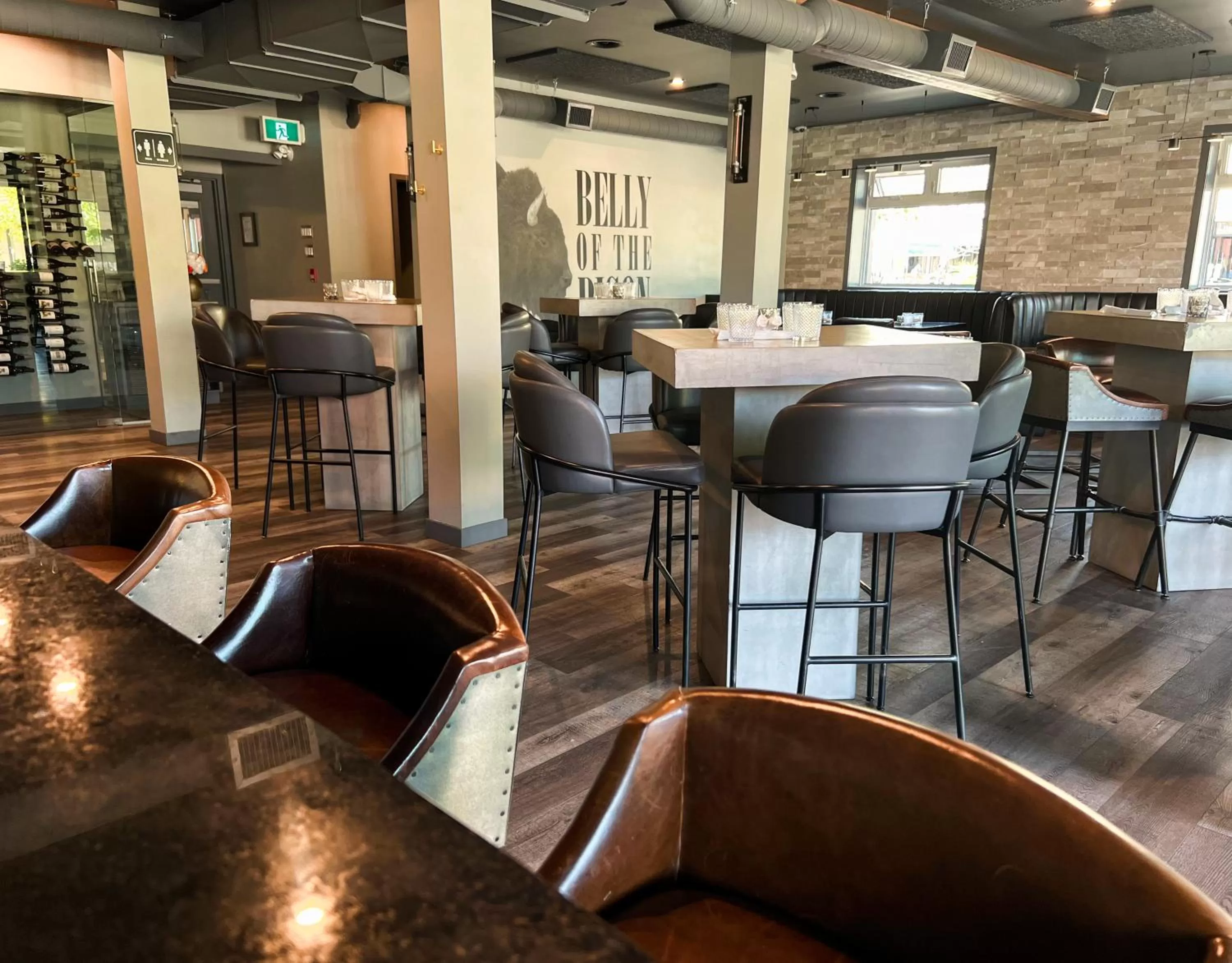 Restaurant/places to eat in Edgewater Hotel