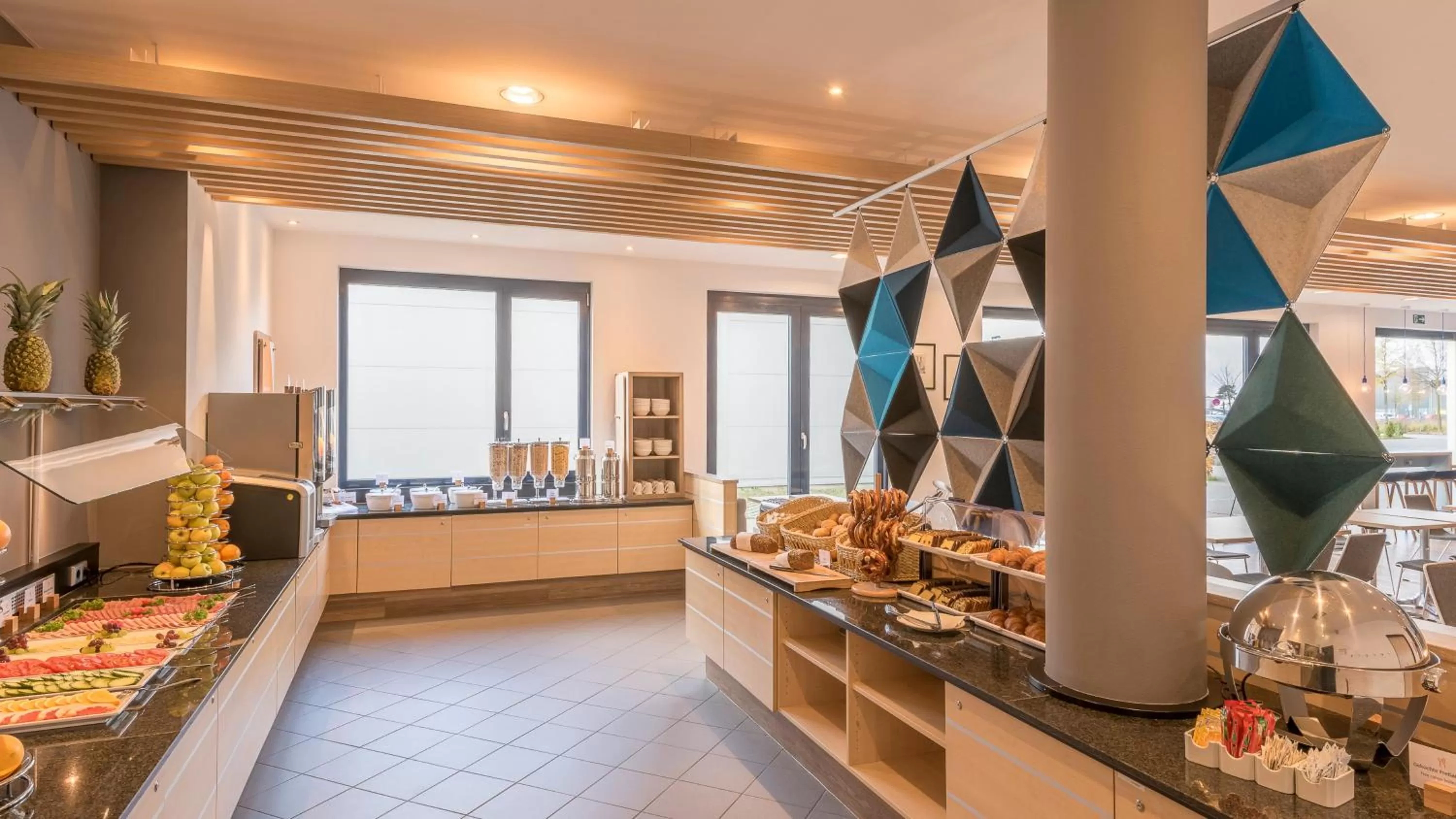 Breakfast in Holiday Inn Express München Messe by IHG