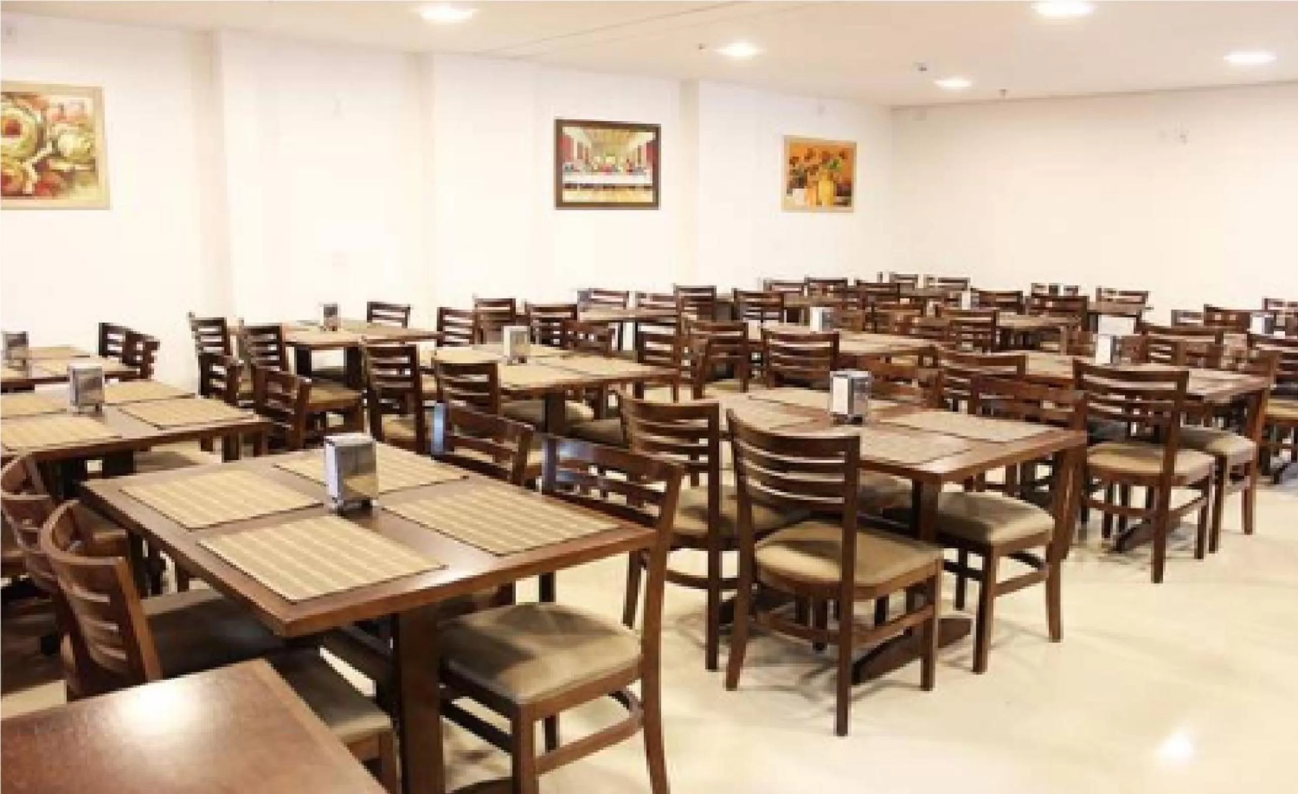 Restaurant/places to eat in Ágape Hotel De Aparecida