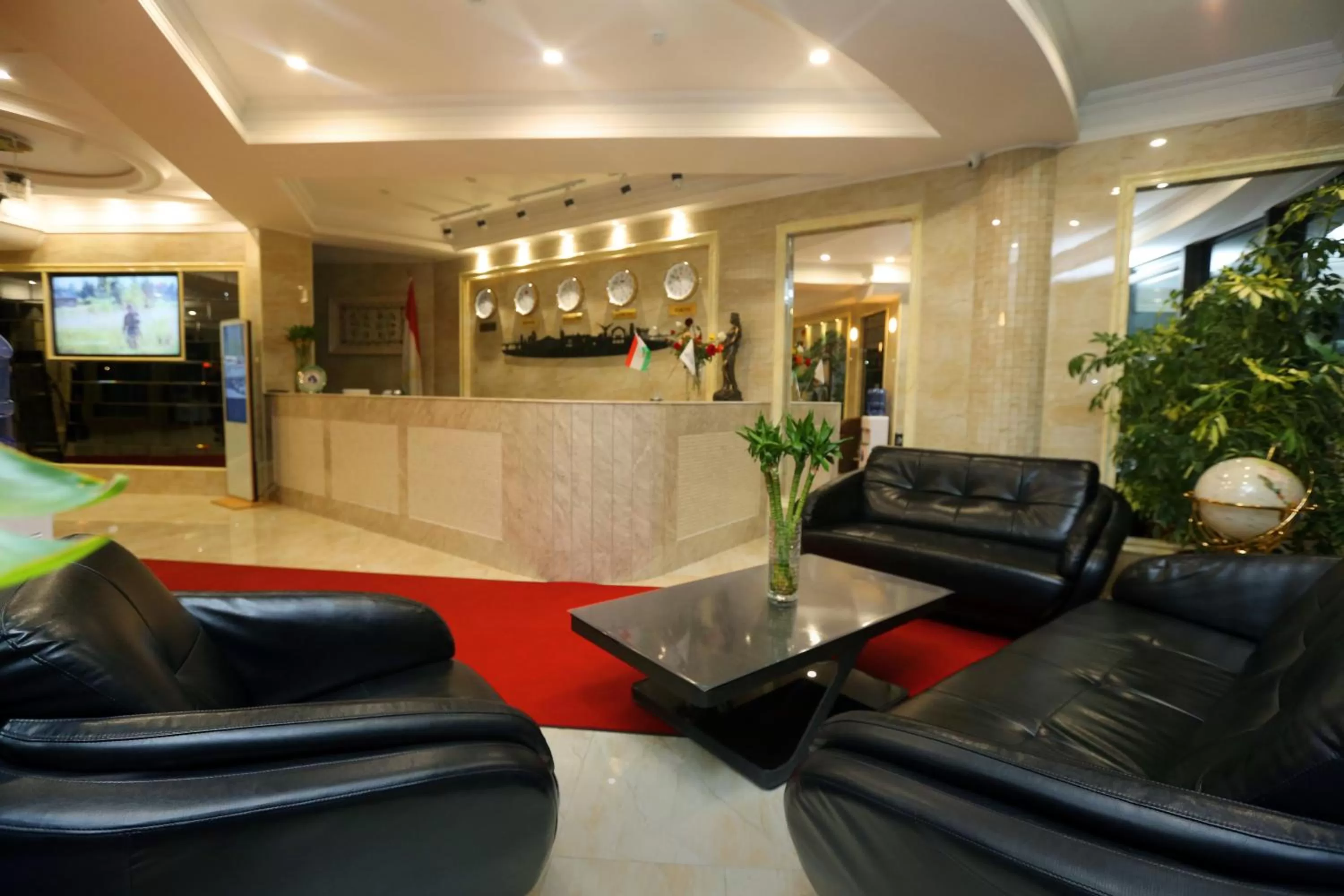 Parliament Palace Hotel