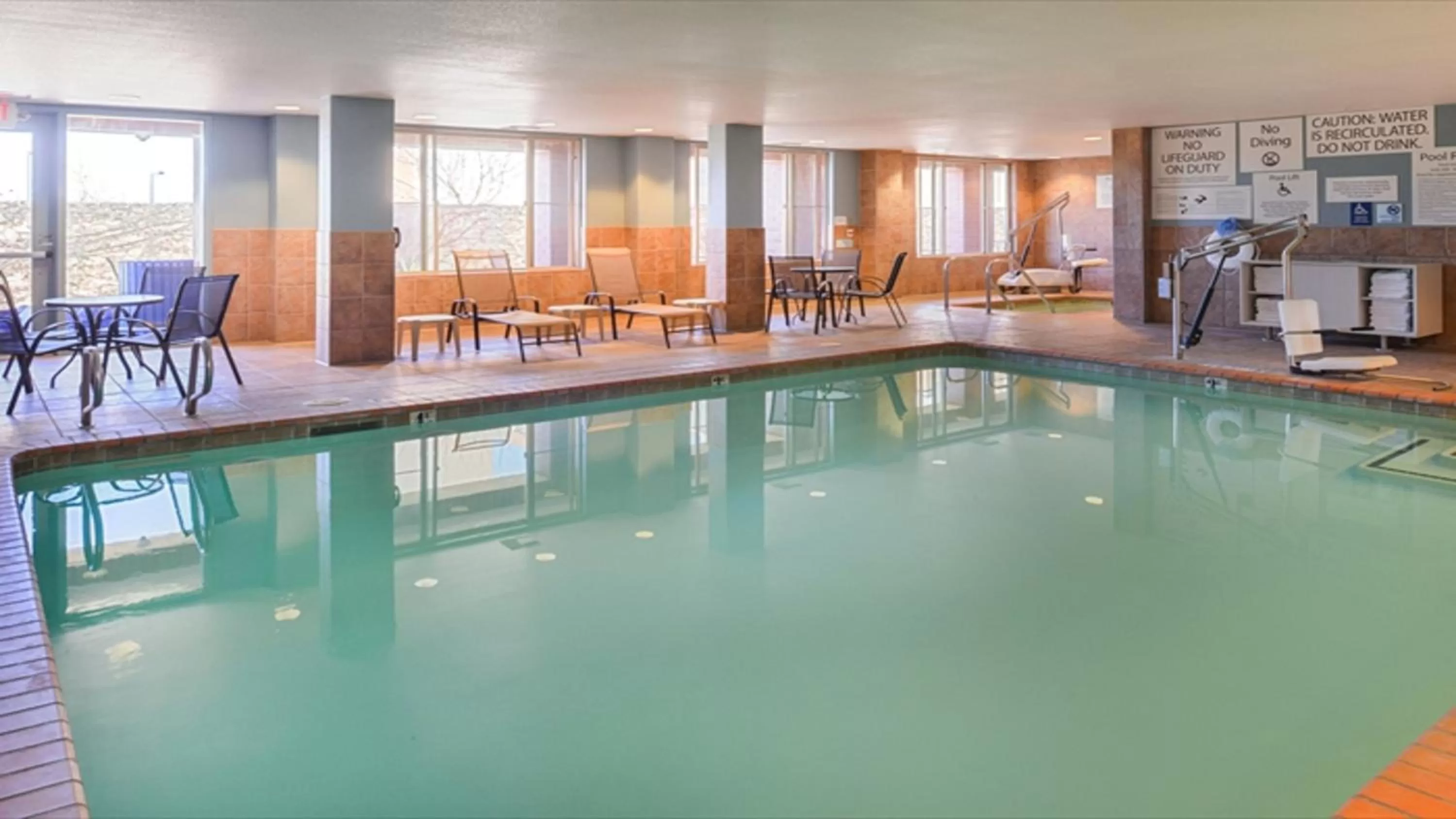 Pool view in Holiday Inn Express Woodland by IHG