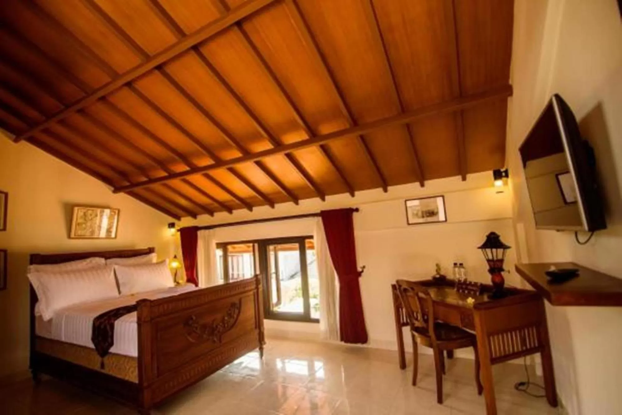 Shower, Bed in Manzelejepun Villa & Pavilion