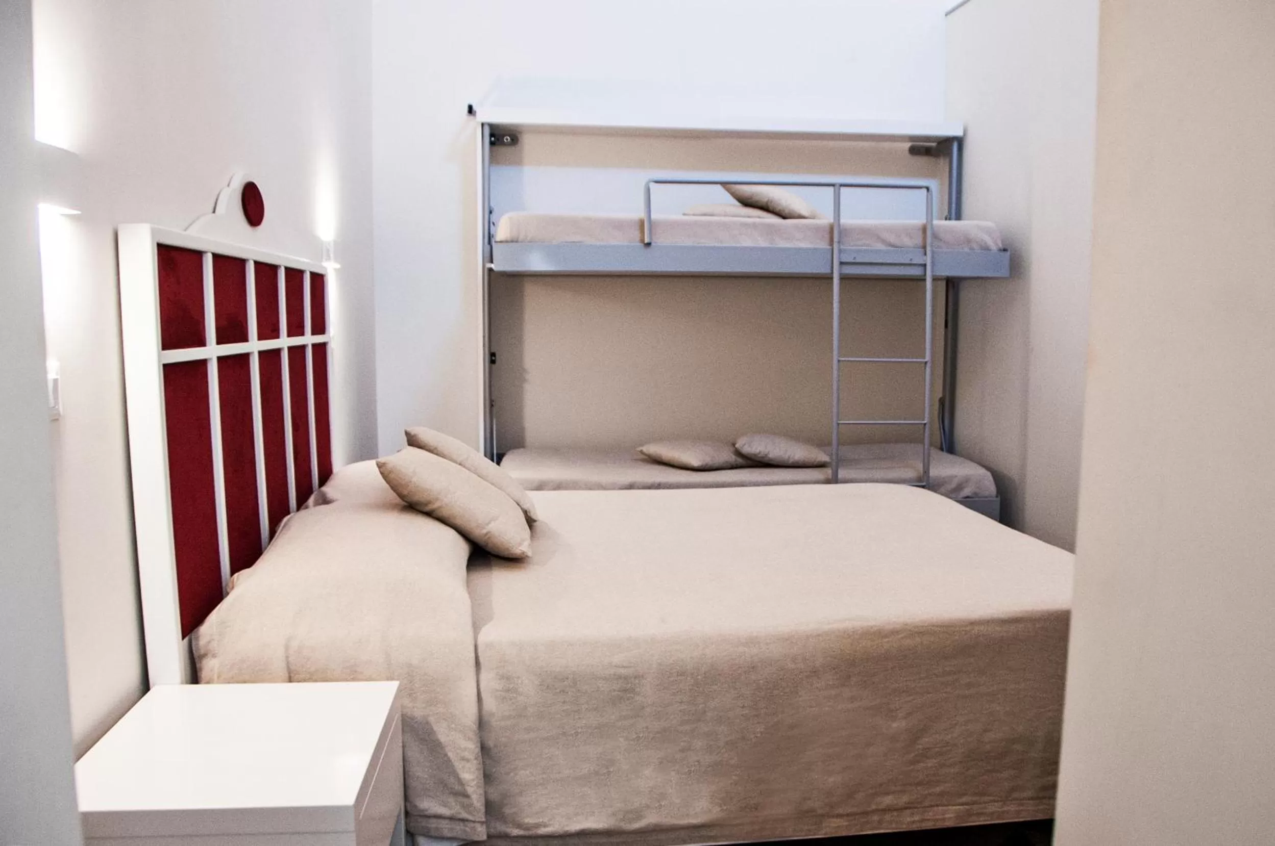 TV and multimedia, Bed in B&B Ghalà